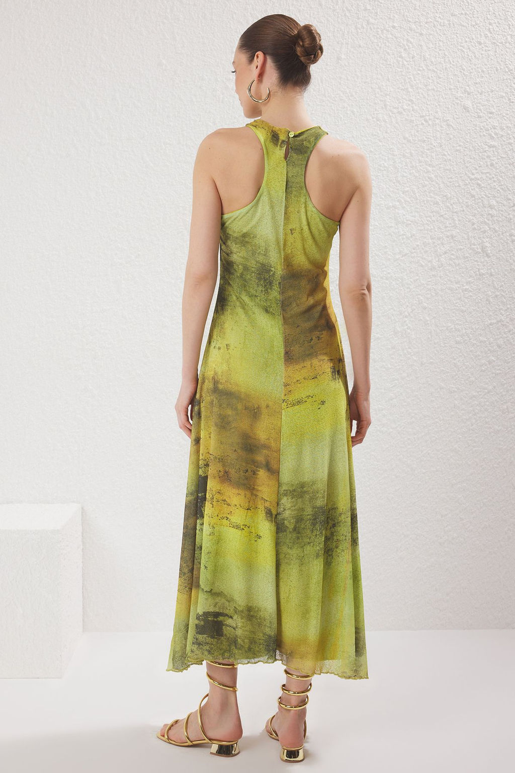 TRENDYOLMILLA Cok Renkli Soyut Bask?l? A-line Maxi Kopuk Esnek Orme Elbise TWOSS25EL00678  фото 6