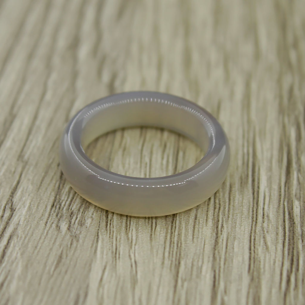 Кольцо агат серый 6мм 17,5 размер