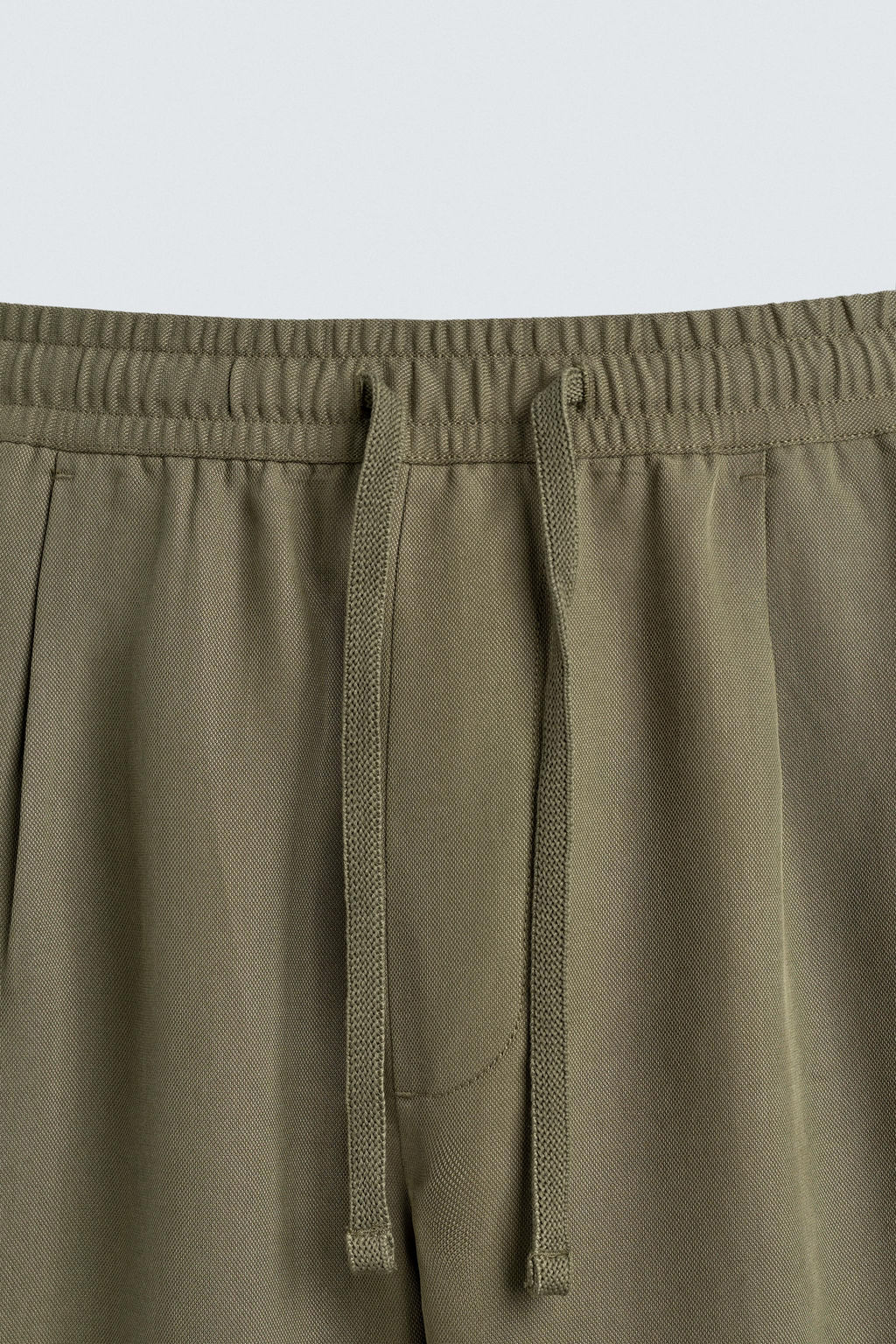 PANTAL?N FLUIDO RELAXED FIT / Oliva