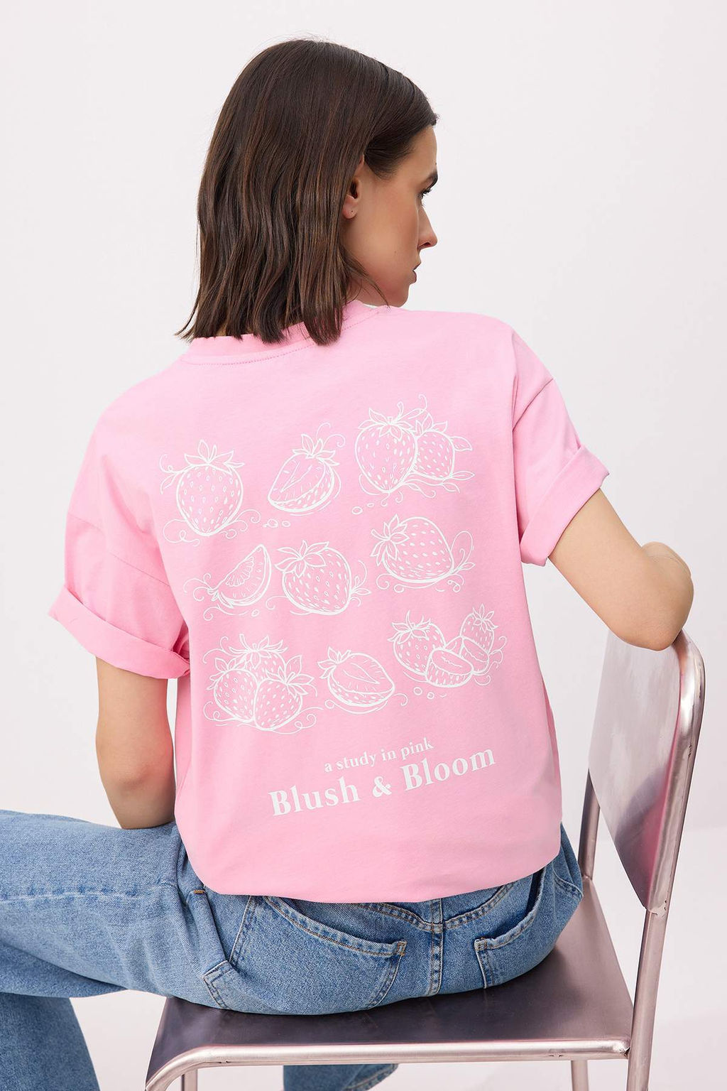 Ekru Bask?l? Oversize/Genis Kal?p Dusuk Kol K?sa Kollu Tok %100 Pamuk Orme T-Shirt TWOSS26TS00160 - Trendyolmilla фото 5