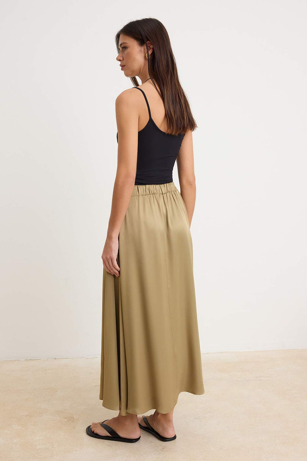 Yag Yesili Uzun Maxi Saten Etek TWOSS26ET00244 - Trendyolmilla фото 4