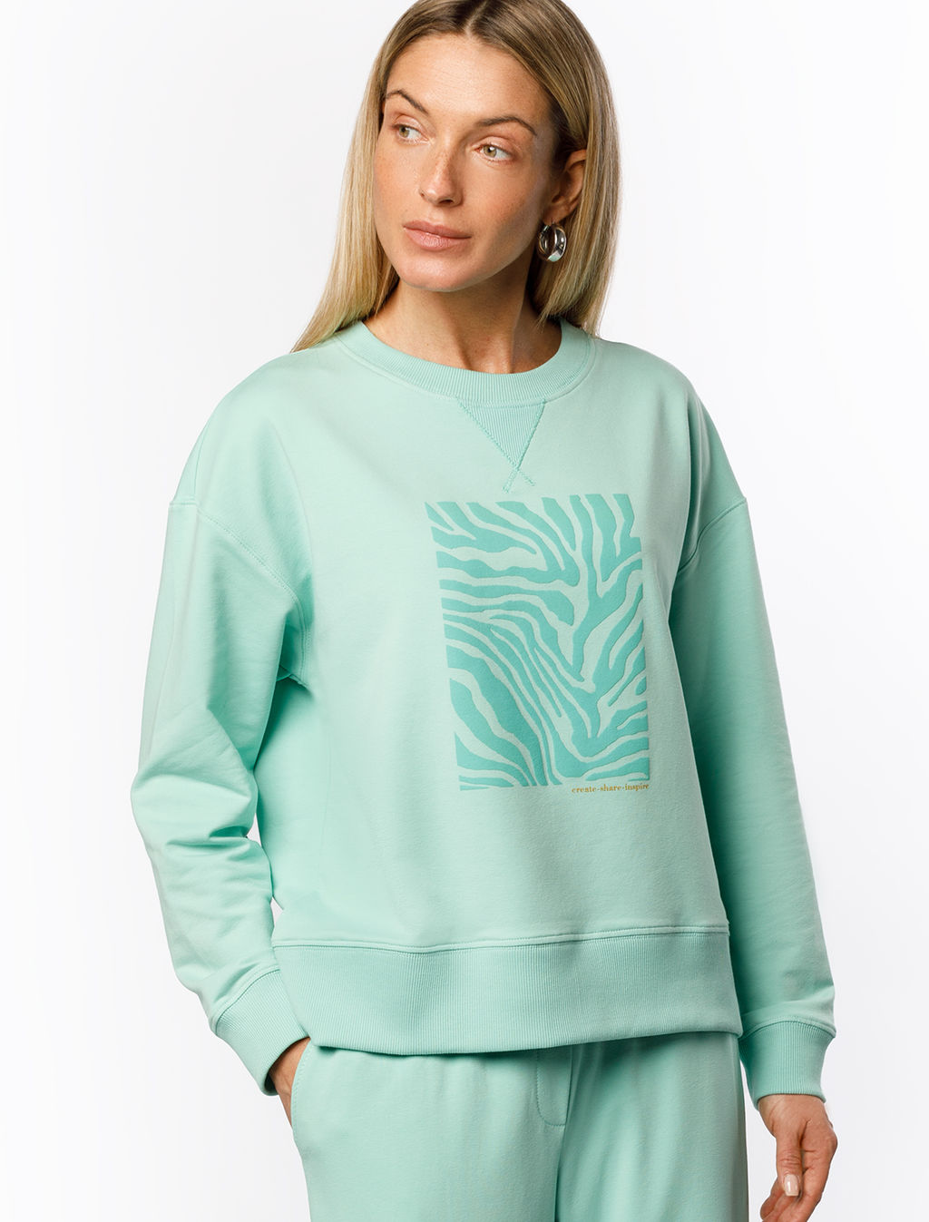 Джемпер из футера двухнитки с эластаном