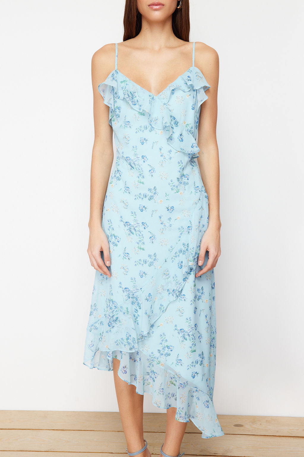 TRENDYOLMILLA Mavi Cicekli F?rf?rl? A Kesim Sifon Astarl? Maxi Dokuma Elbise TWOSS24EL00692  фото 4