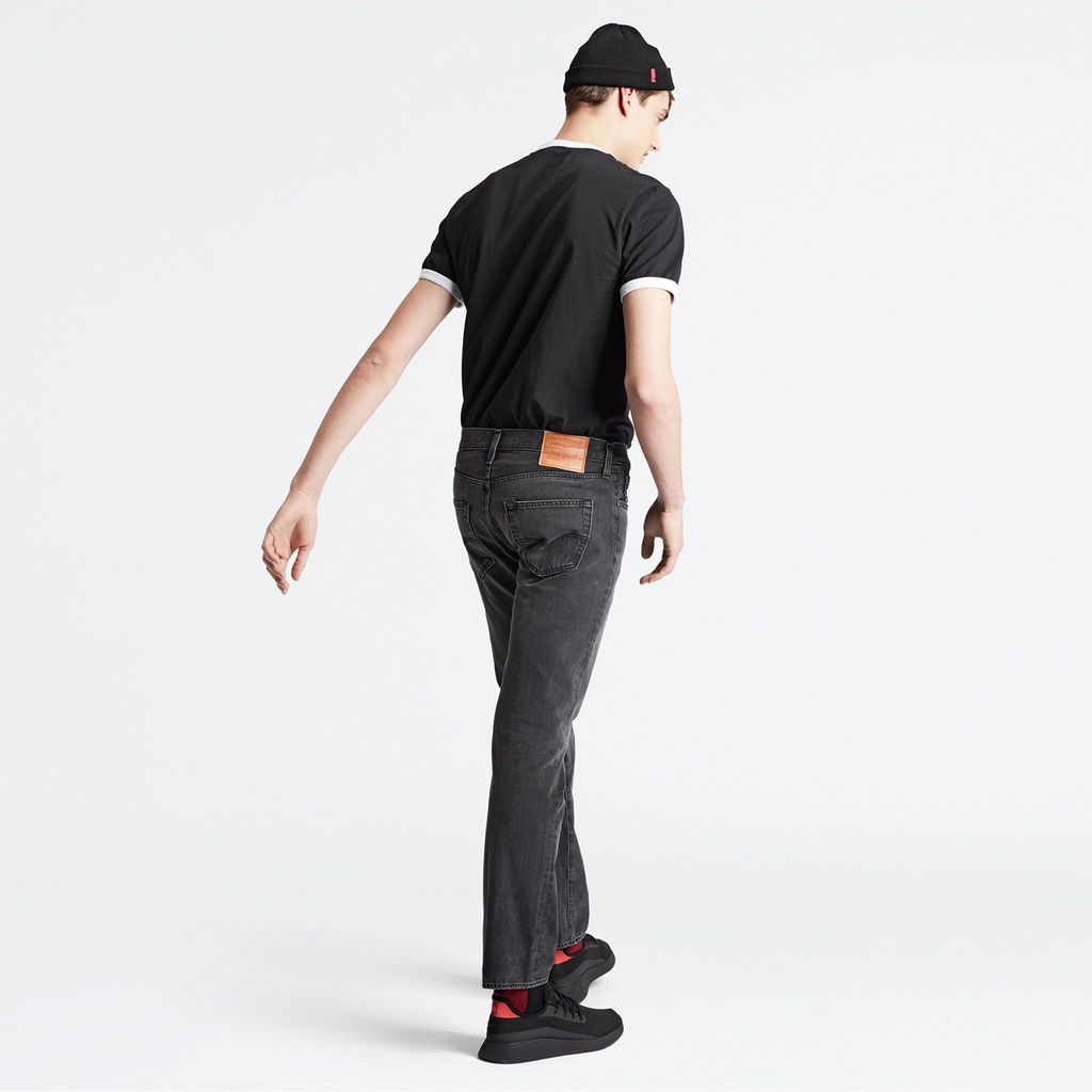 Джинсы мужские