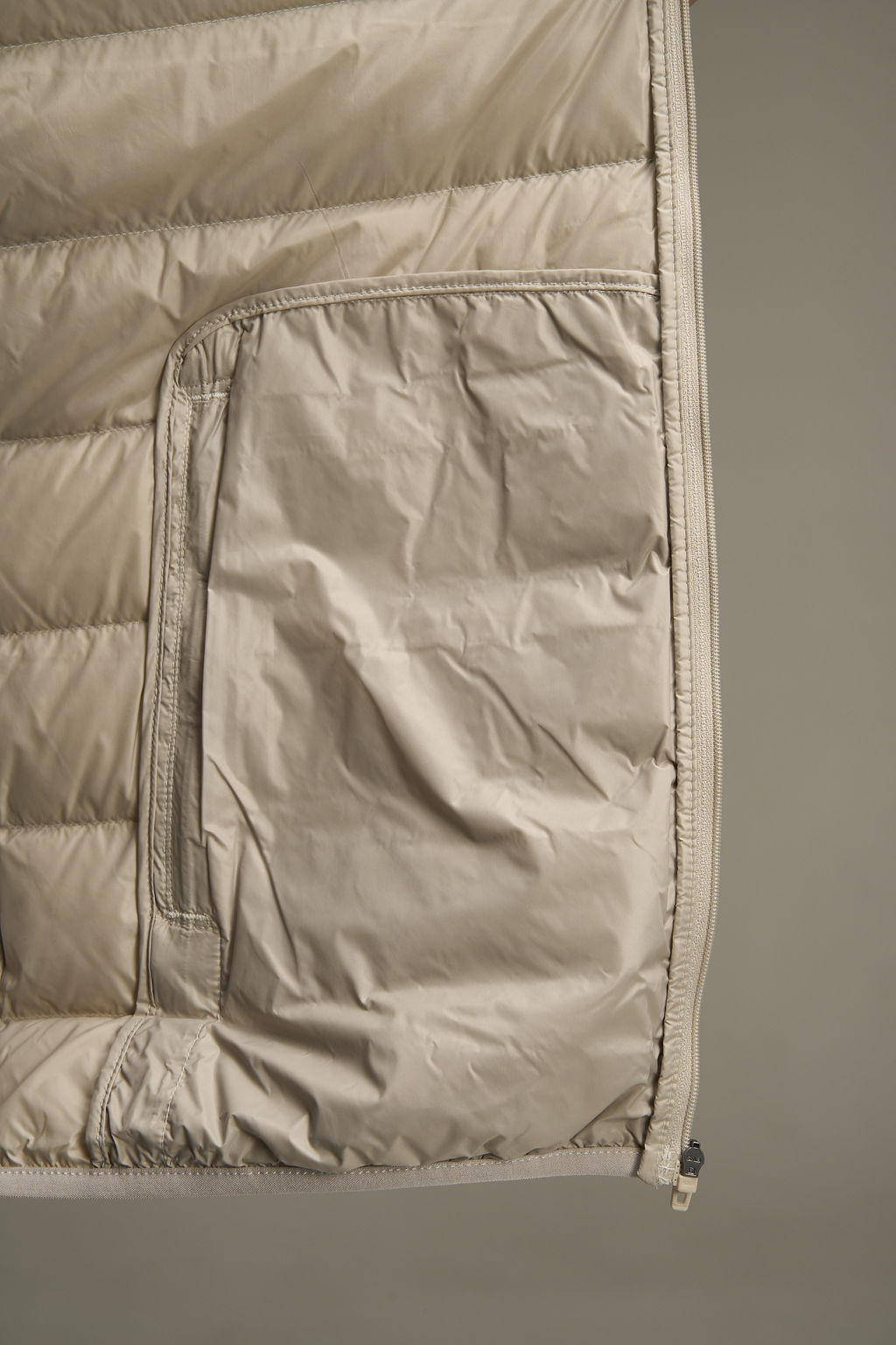 Пуховик легкий Серый - Anta фото 12