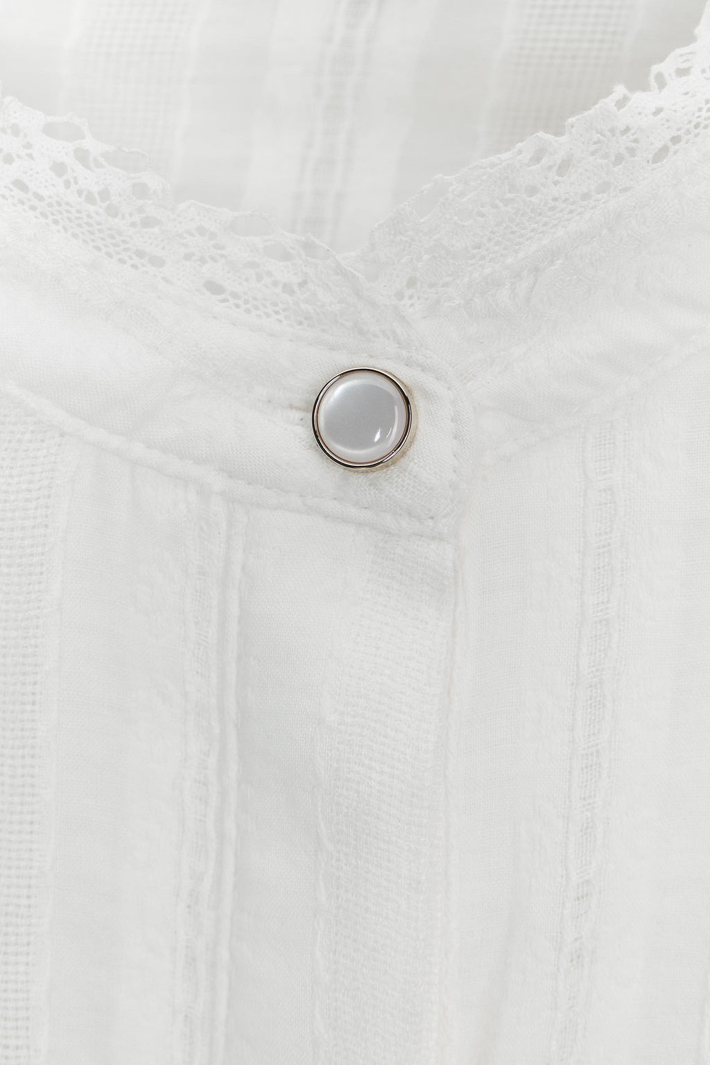 BLOUSE WITH LACE TRIM AND RUFFLES - Zara фото 7
