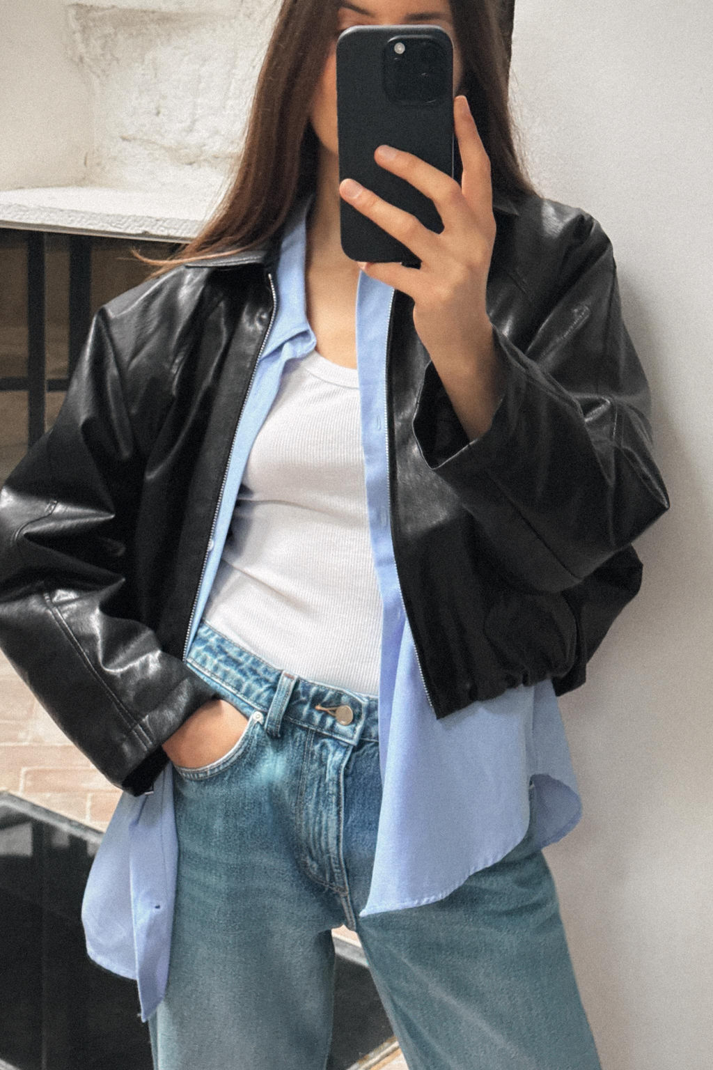 CHAQUETA BOMBER EFECTO PIEL / Negro - Zara фото 2