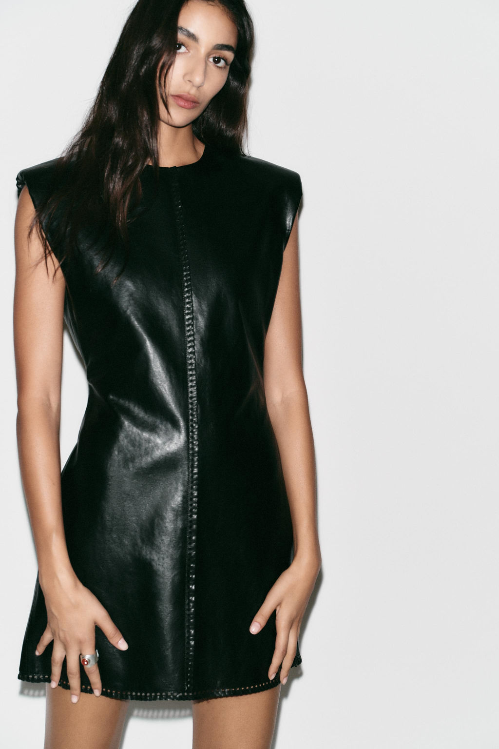 FAUX LEATHER MINI DRESS - Zara фото 2