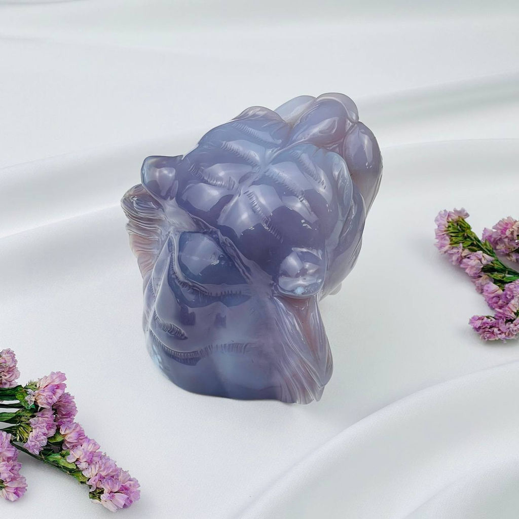 Тигр резной из камня Агат серый с жеодой