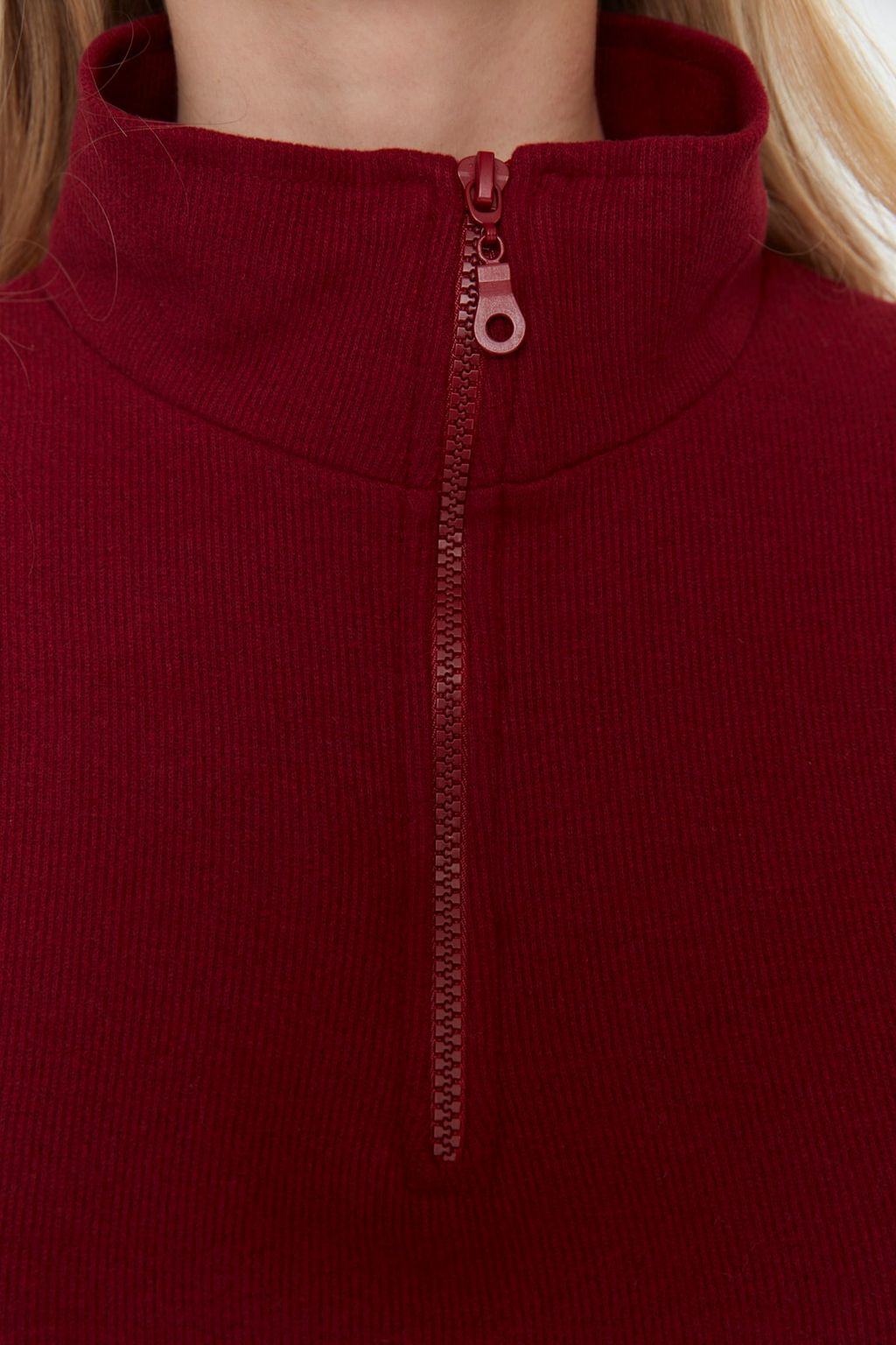 Bordo Selanik/Triko Gorunumlu Fermuarl? Yaka Regular/Normal Kal?p Orme Sweatshirt TWOAW22SW0732