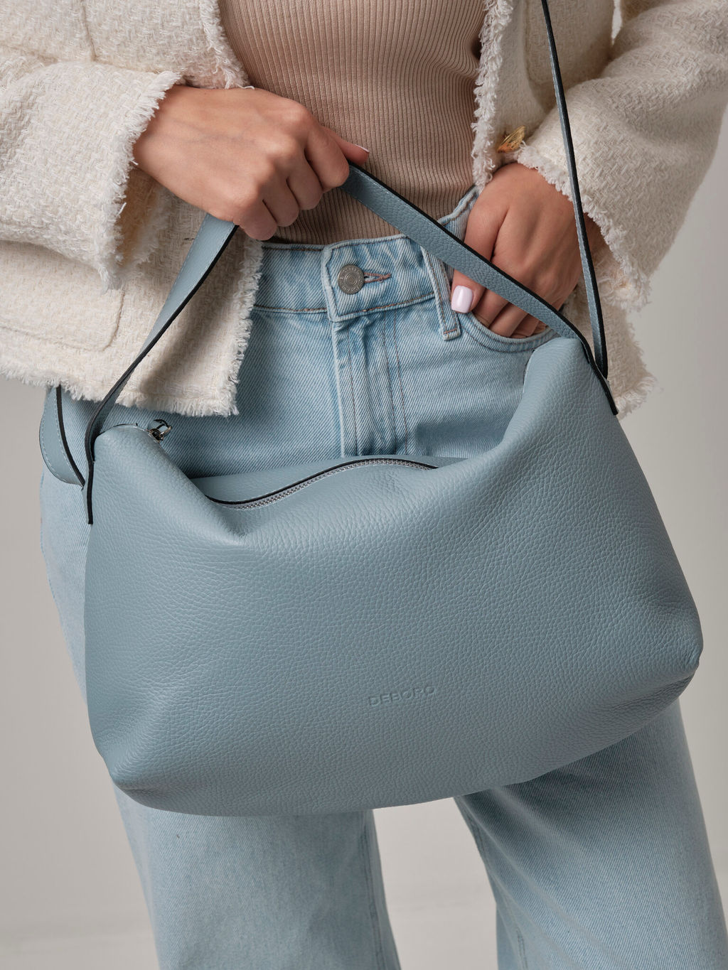 Сумка кожаная на плечо Deboro 30963 серое небо