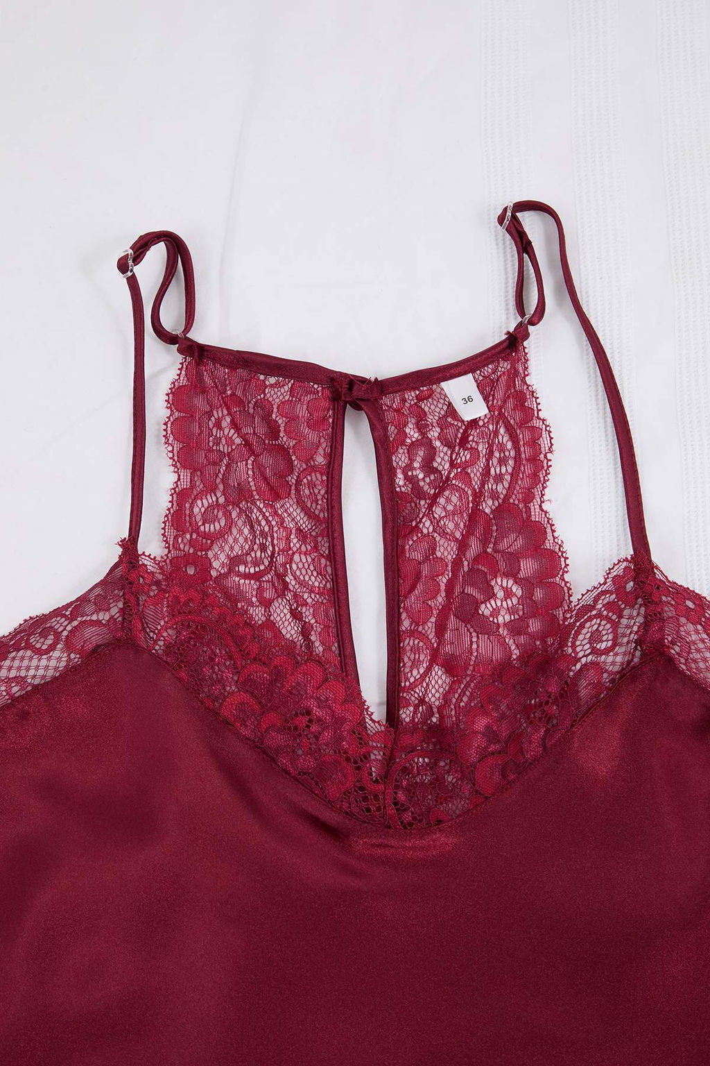 Trendyolmilla Siyah Dantelli Ip Ask?l? Saten Sortlu Dokuma Pijama Tak?m? THMSS22PT0269  фото 60