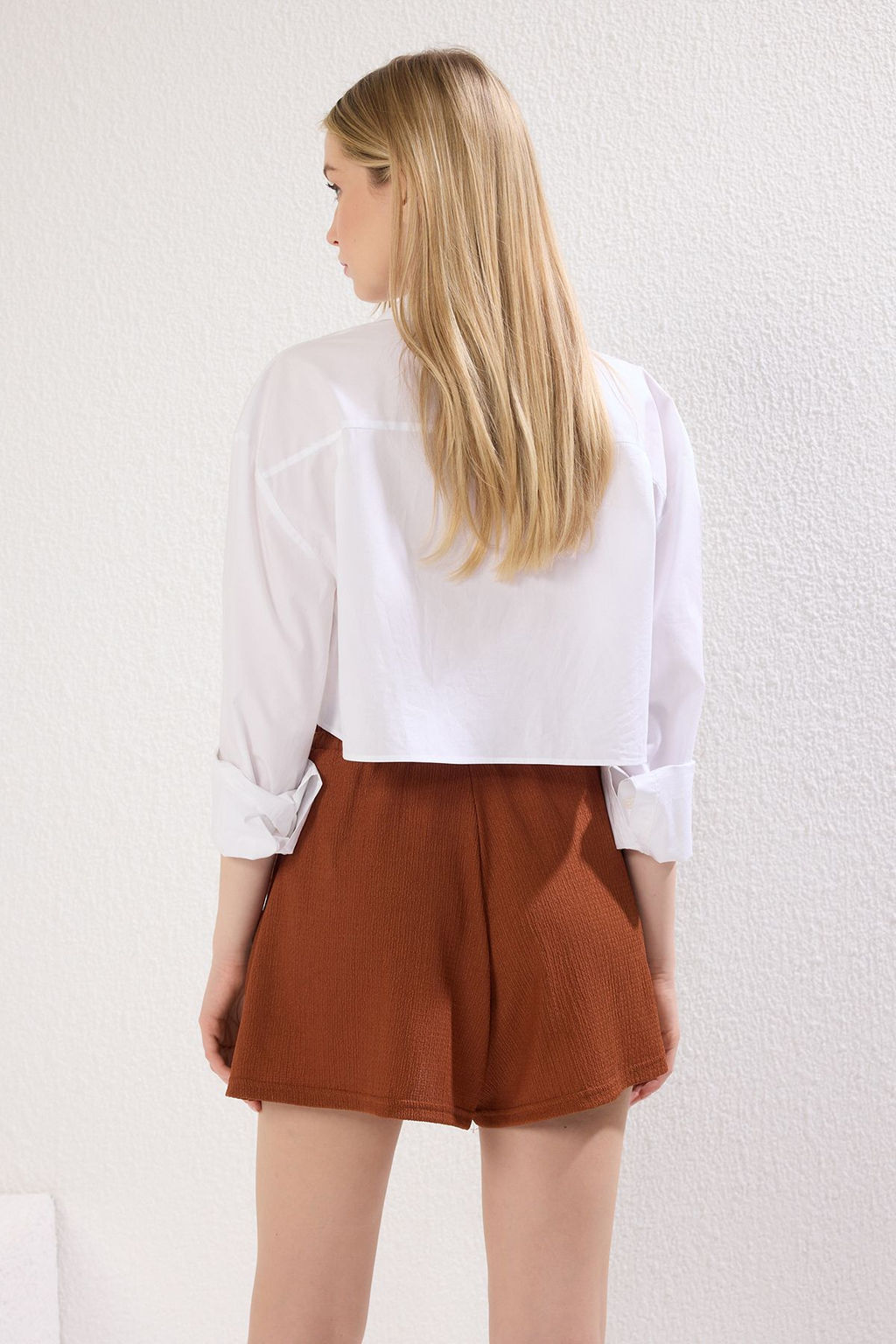 TRENDYOLMILLA Siyah-Vizon Burumcuk Relaxed/Rahat Kal?p K?sa Esnek Orme Sort & Bermuda TWOSS25SR00087 фото 6