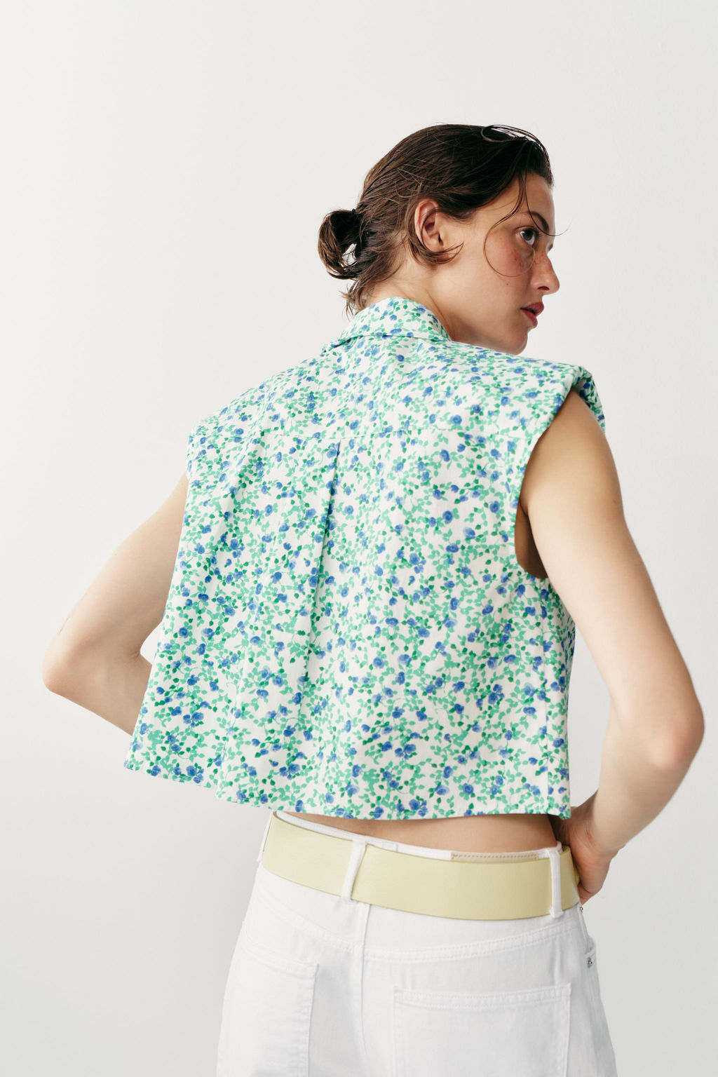 CAMISA HOMBRERAS ESTAMPADO FLORAL / Multicolor - Zara фото 4