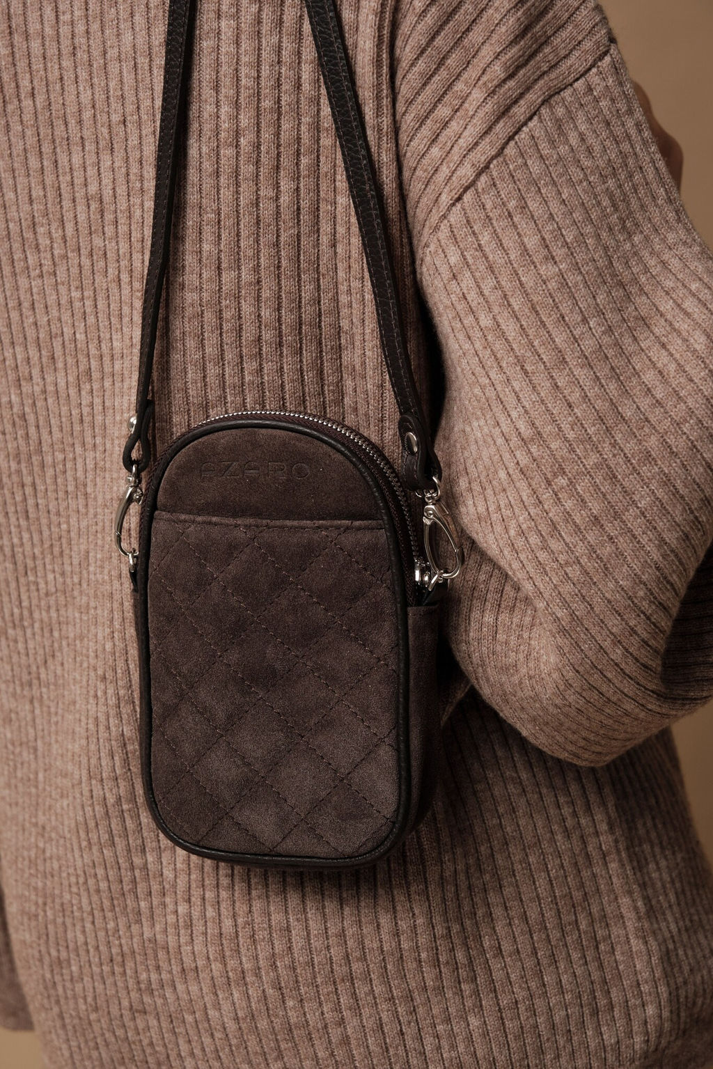 Сумка замшевая Azaro 30832 темно-коричневый