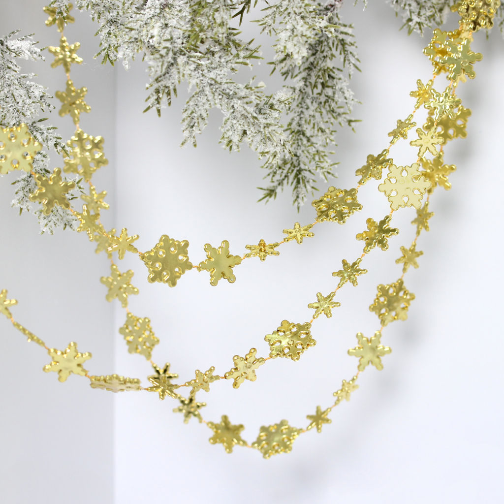 Цена за 2 шт. Бусы на ёлку 2,0 м "Снежинки", Золото