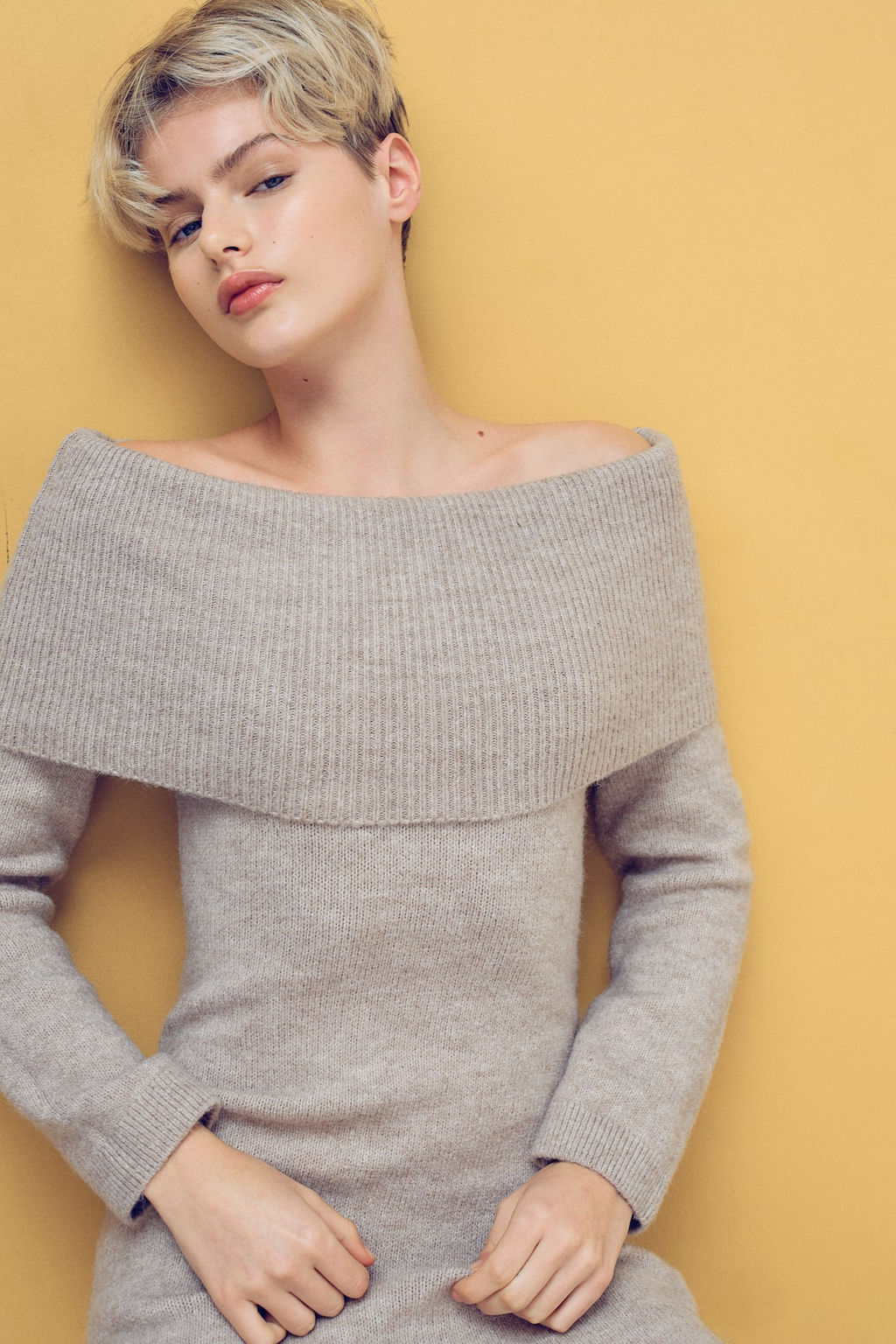 Vestido off-the-shoulder en punto fino - H&m фото 2