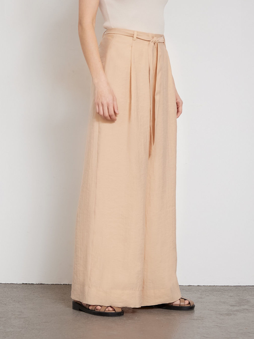 Брюки широкого кроя D249/sina - Emka фото 5