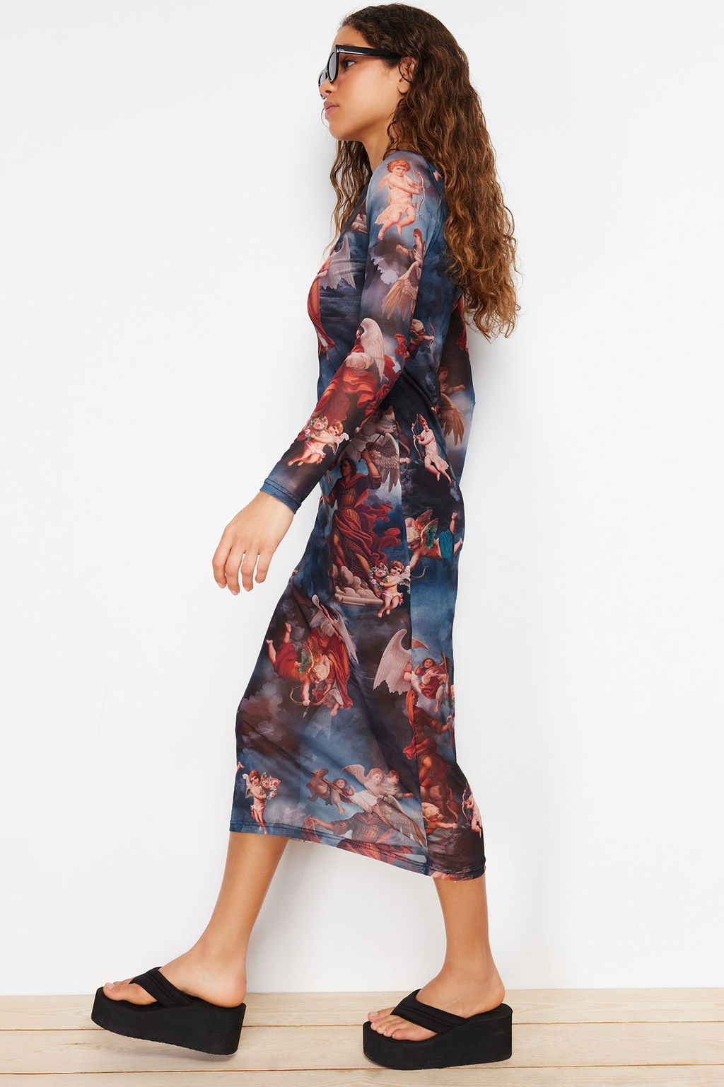 TRENDYOLMILLA Cok Renkli Bisiklet Yaka Bask?l? Astarl? Vucuda Oturan Tul Midi Orme Orme Elbise TWOAW24EL00605 фото 6