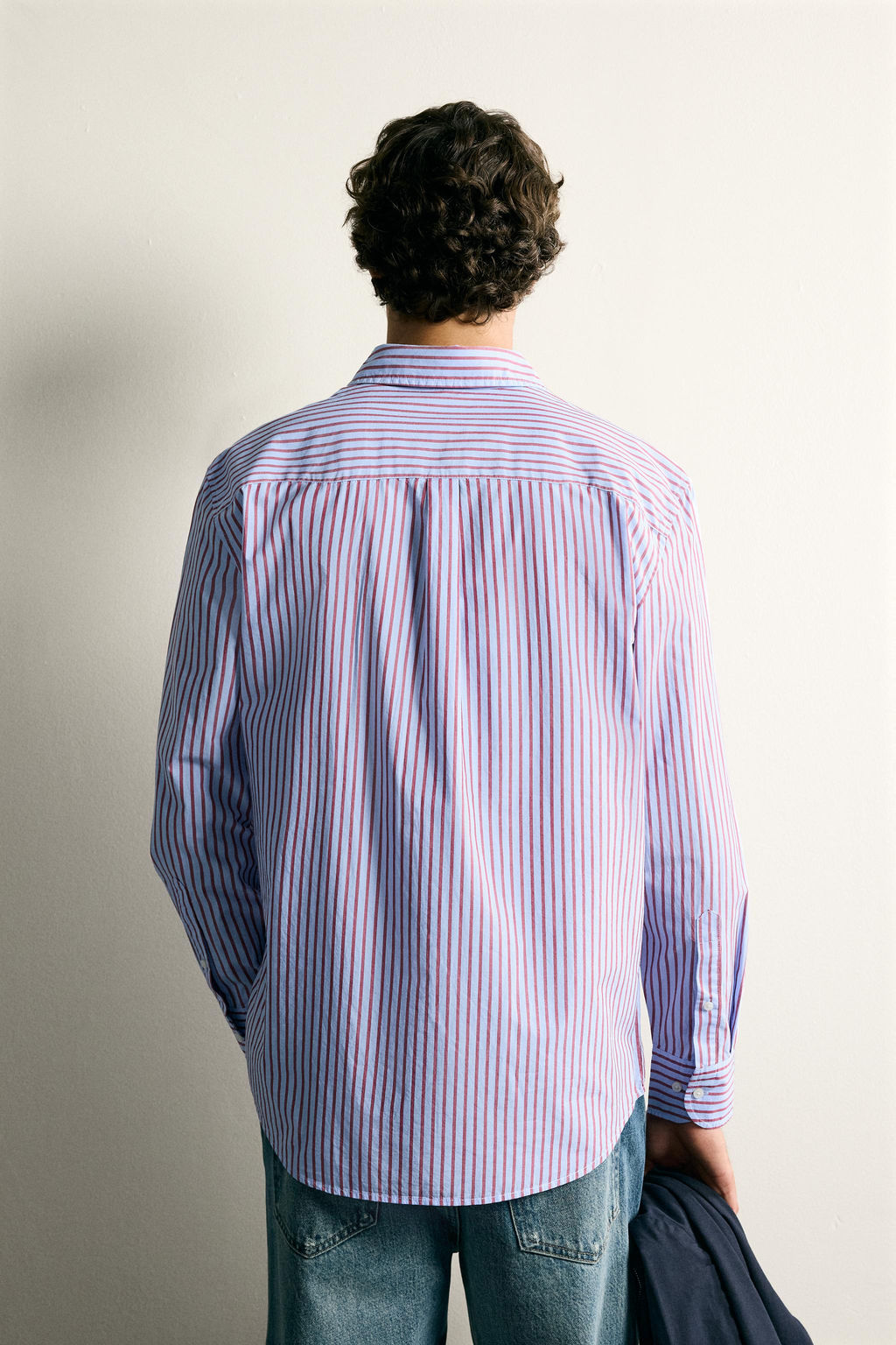 CAMISA REGULAR FIT RAYAS CONTRASTE / Rayas - Zara фото 3