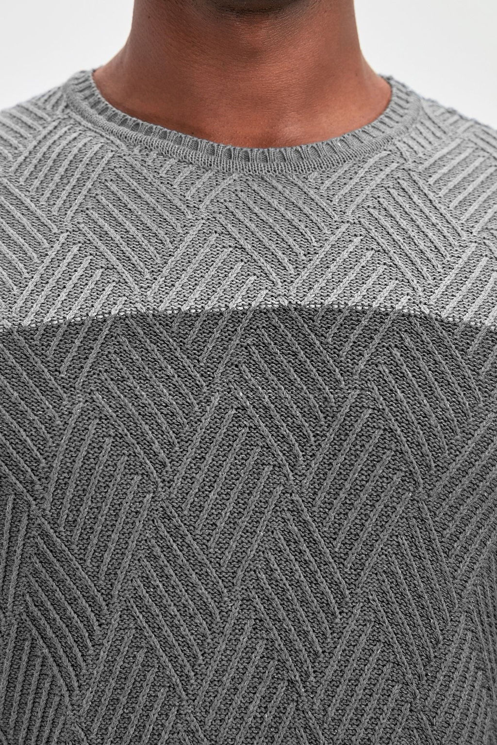 TRENDYOL MAN Indigo Regular Bisiklet Yaka Renk Bloklu Kazak TMNAW20LS0026 - Trendyolmilla фото 18