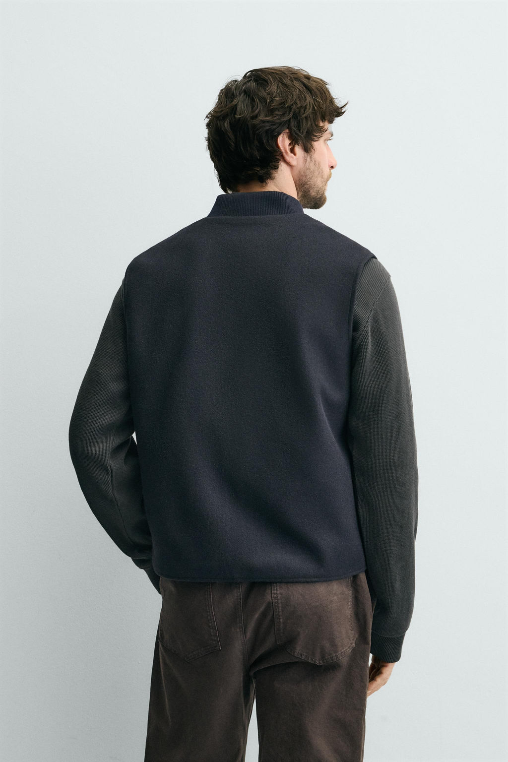 REVERSIBLE TECHNICAL GILET - Zara фото 12