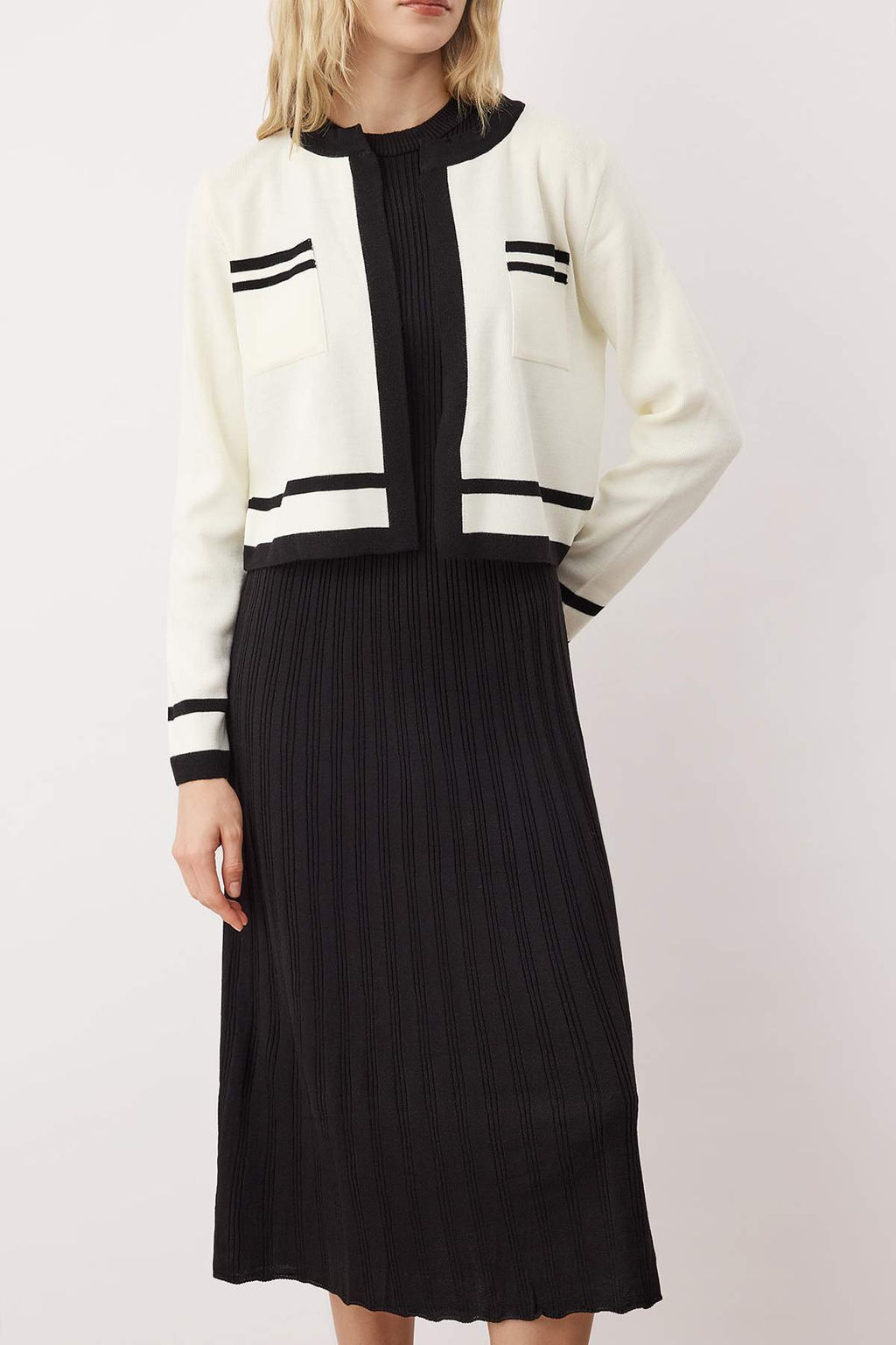 Siyah Renk Bloklu Midi A-line Triko H?rka-Elbise Tak?m TWOAW26EL00096 - Trendyolmilla фото 4