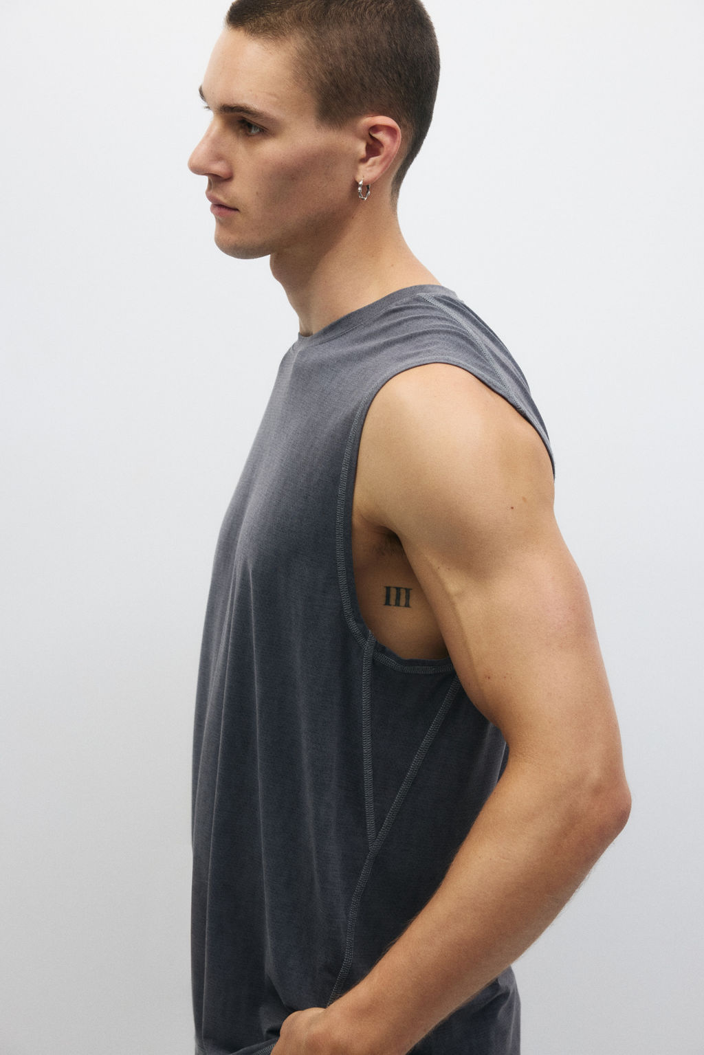 Camiseta de deporte con DryMove Regular Fit - H&m фото 13