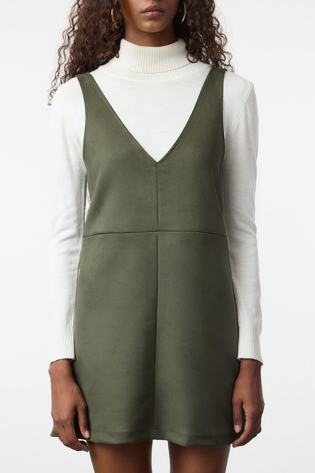 TRENDYOLMILLA Kahverengi V Yaka Jile Suet Mini Orme Elbise TWOAW24EL00543  фото 17