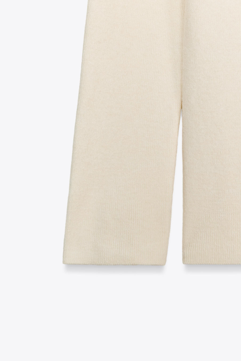 GATHERED STRAPLESS KNIT TOP