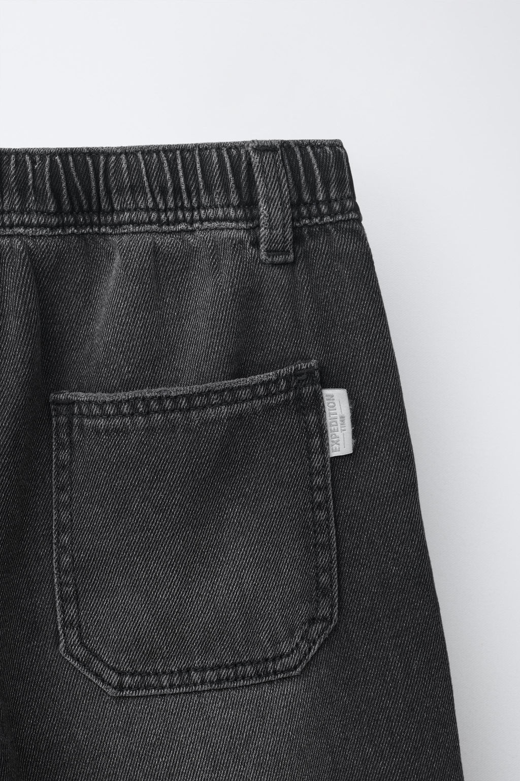 BERMUDA DENIM FLUIDA / Negro