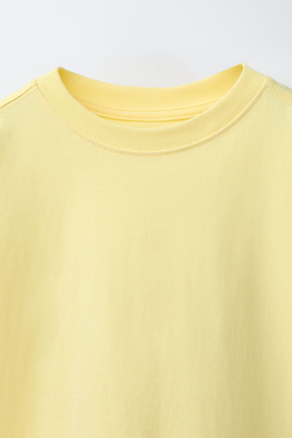 CAMISETA LISA / Amarillo vivo - Zara фото 3
