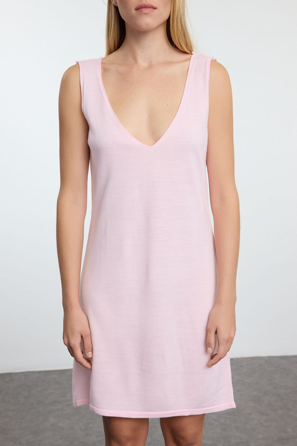 TRENDYOLMILLA Siyah Mini Triko Basic Elbise TWOAW25EL00051  фото 3
