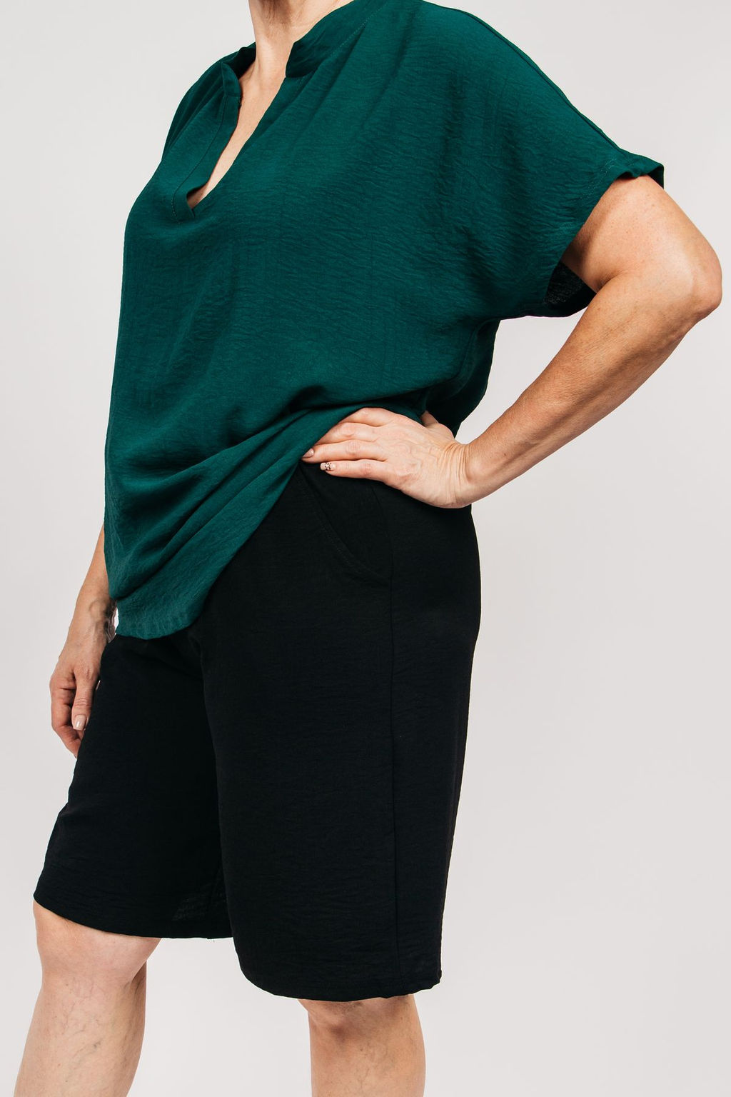 Шорты женские 231 Кофе* 710 Be Friends  фото 19