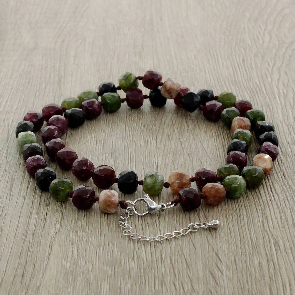 Турмалин, кубики гранёные 7мм, "Текта" бусы длиной 46см