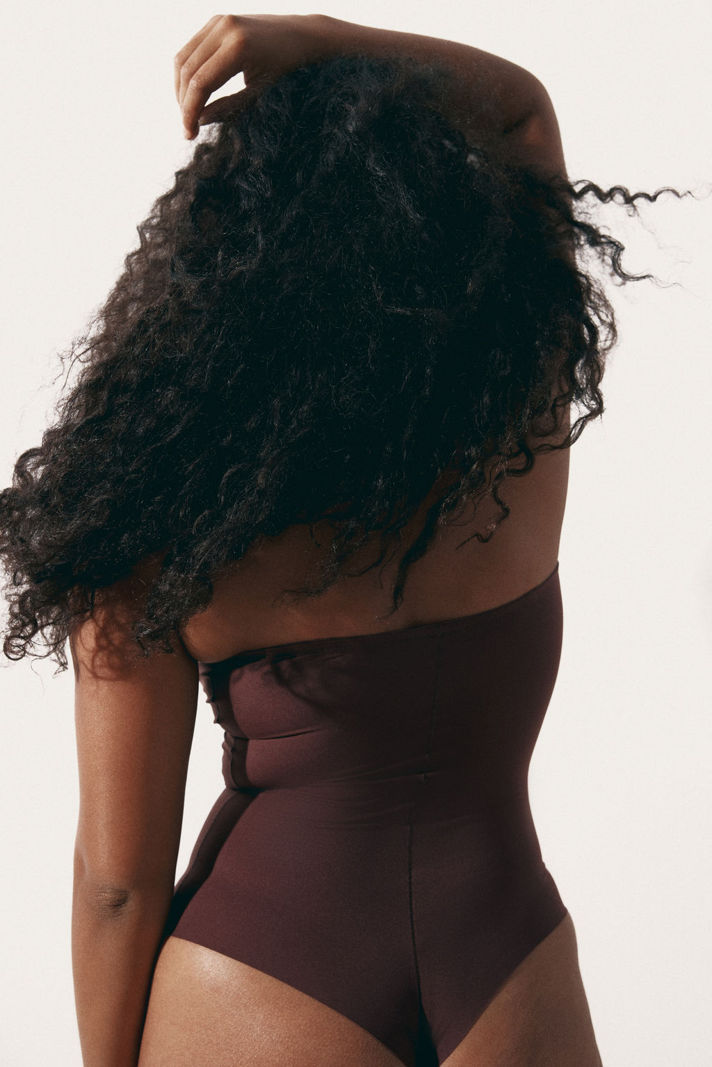 Body tanga de microfibra Light Shape - H&m фото 5
