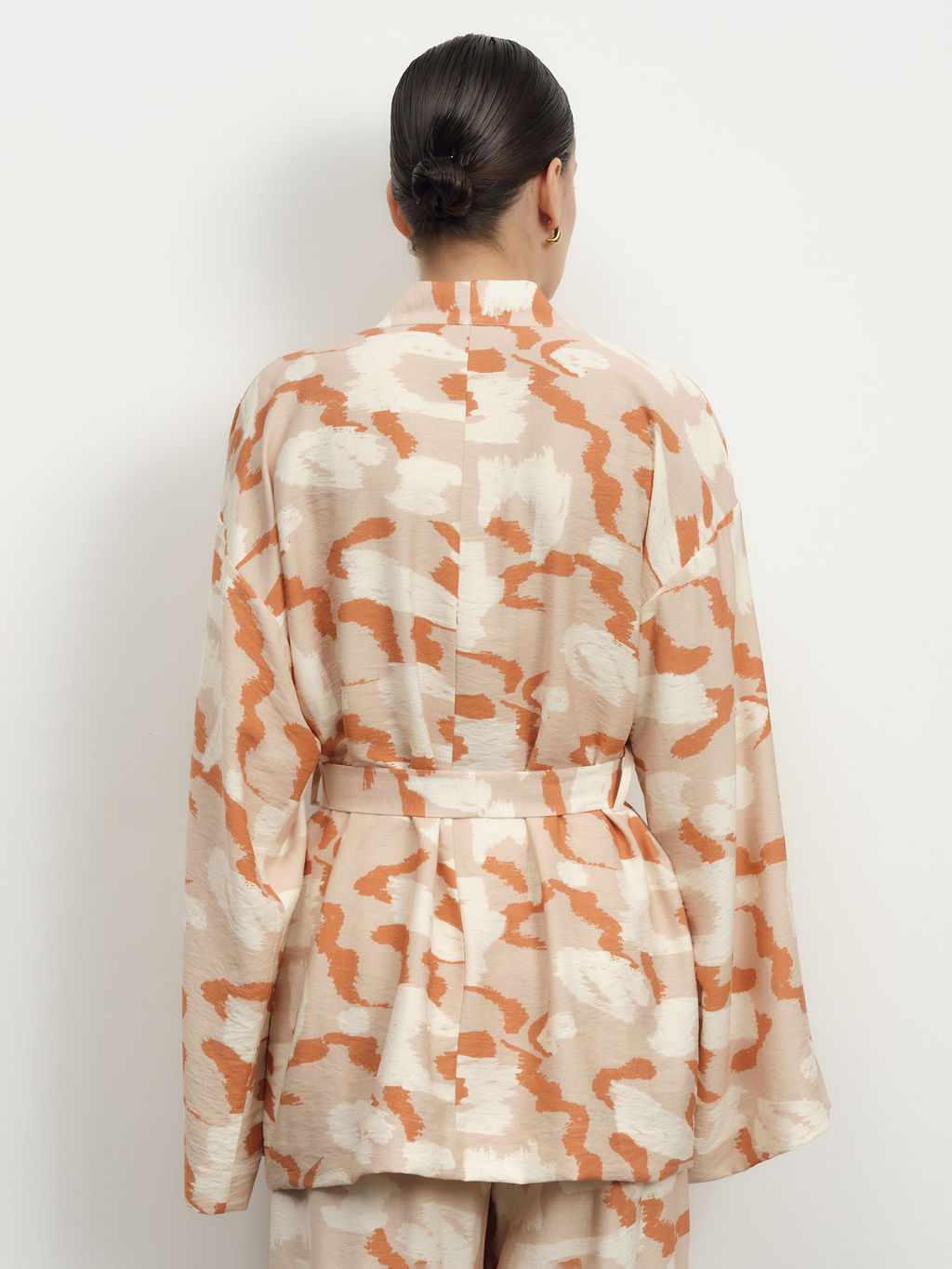 Жакет-кимоно из вискозы 42367 серый с принтом