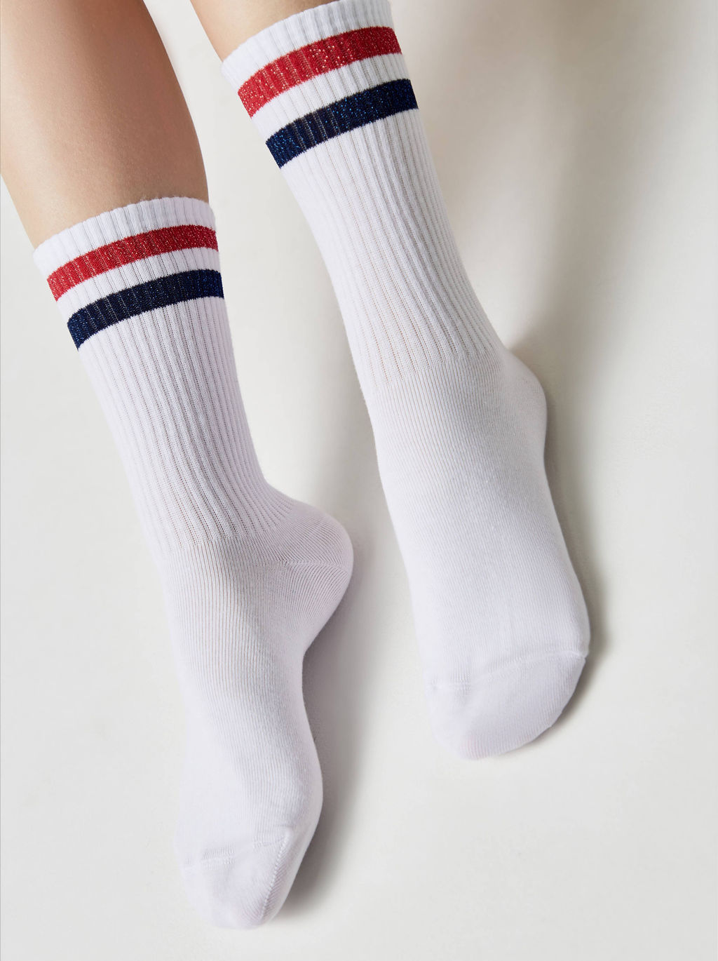 Цена за 2 пары. Носки Классические CONTE ACTIVE Хлопковые носки с яркими полосками из люрекса белый-красный - Conte elegant фото 4