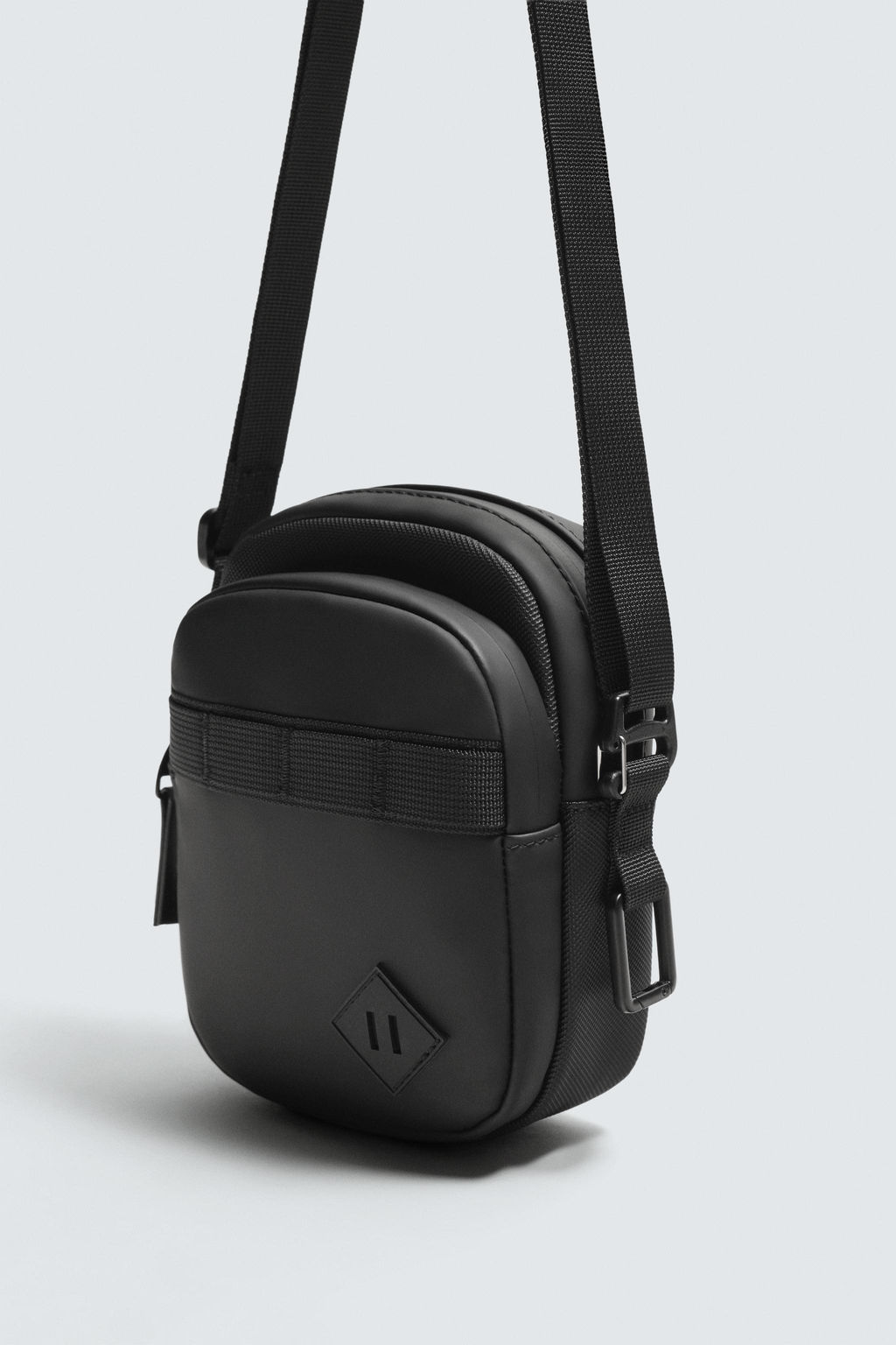 RUBBERISED CROSSBODY BAG - Zara фото 5