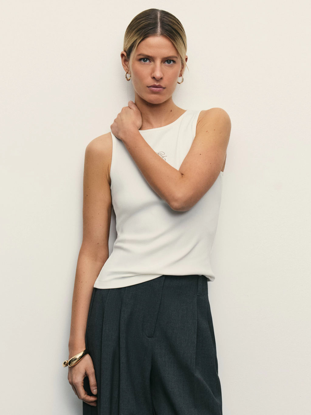 Майка облегающего кроя с вышивкой / Zarina  фото 7