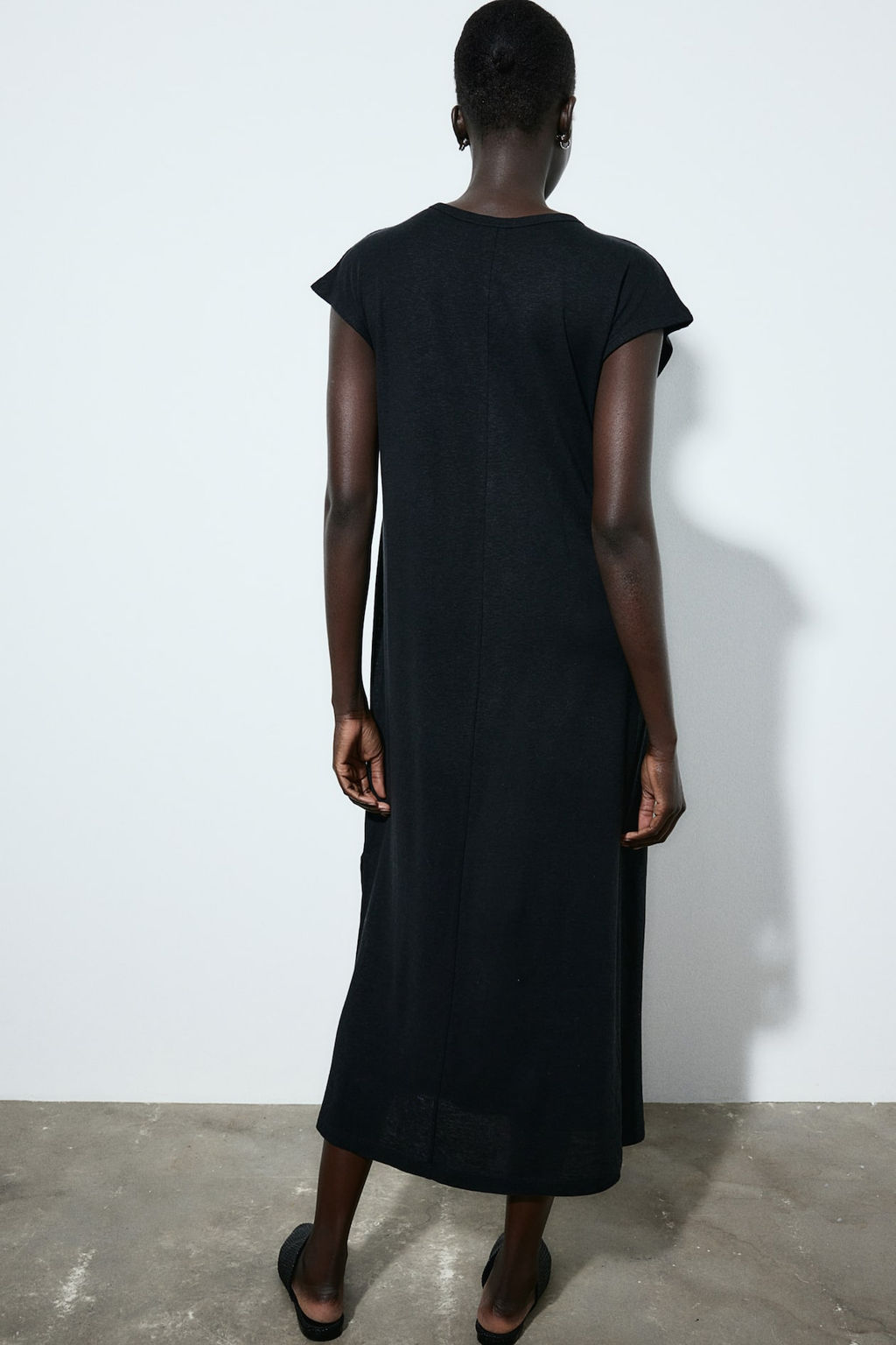 Vestido midi en mezcla de lino - H&m фото 4