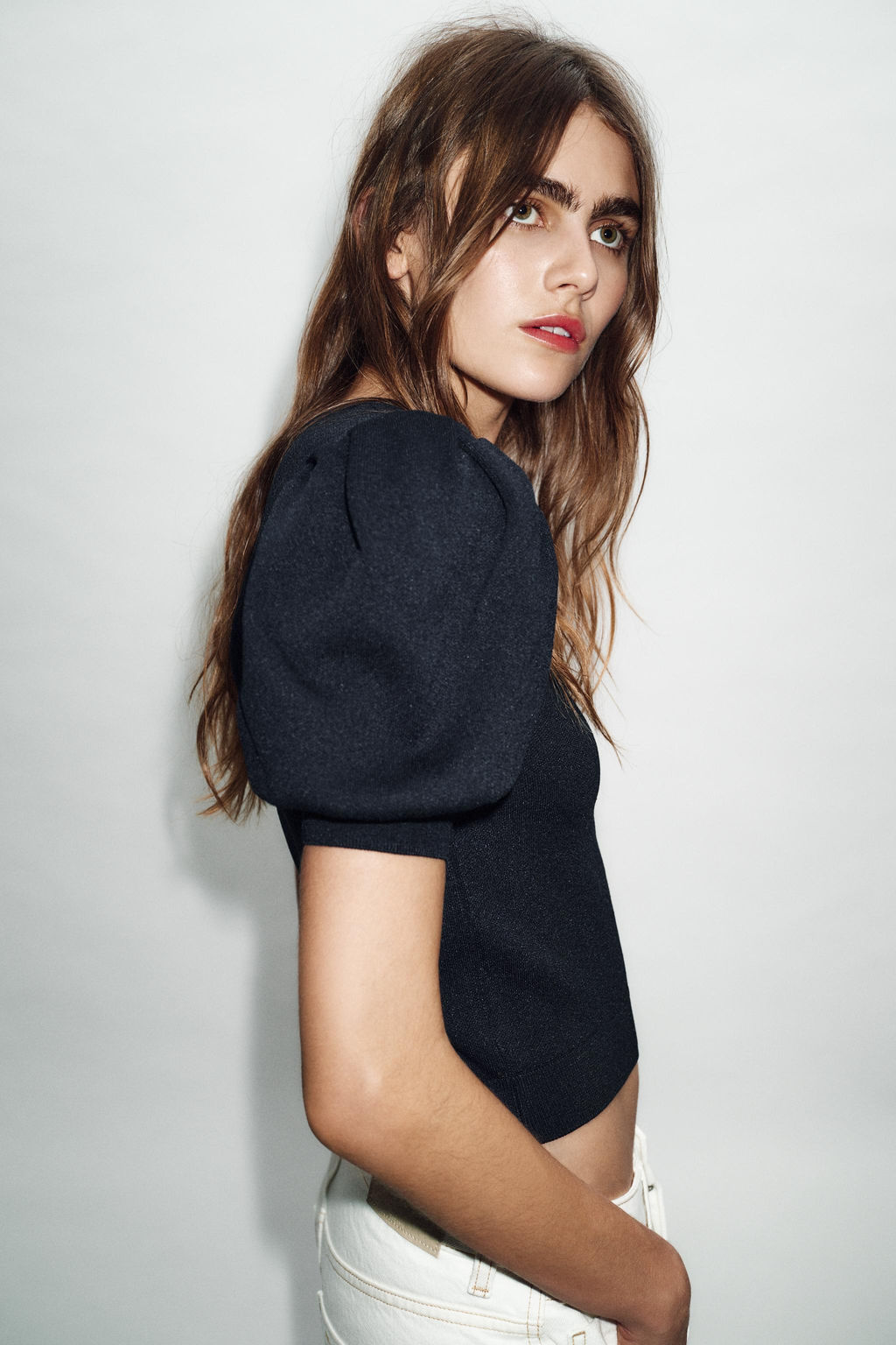 KNIT JUMPER WITH HEART CUT-OUT - Zara фото 3