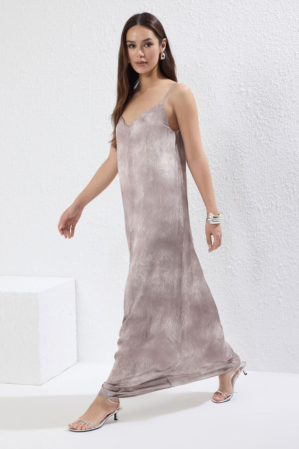 TRENDYOLMILLA Vizon Soyut Maxi Dokuma Elbise TWOSS25EL00745 фото 3