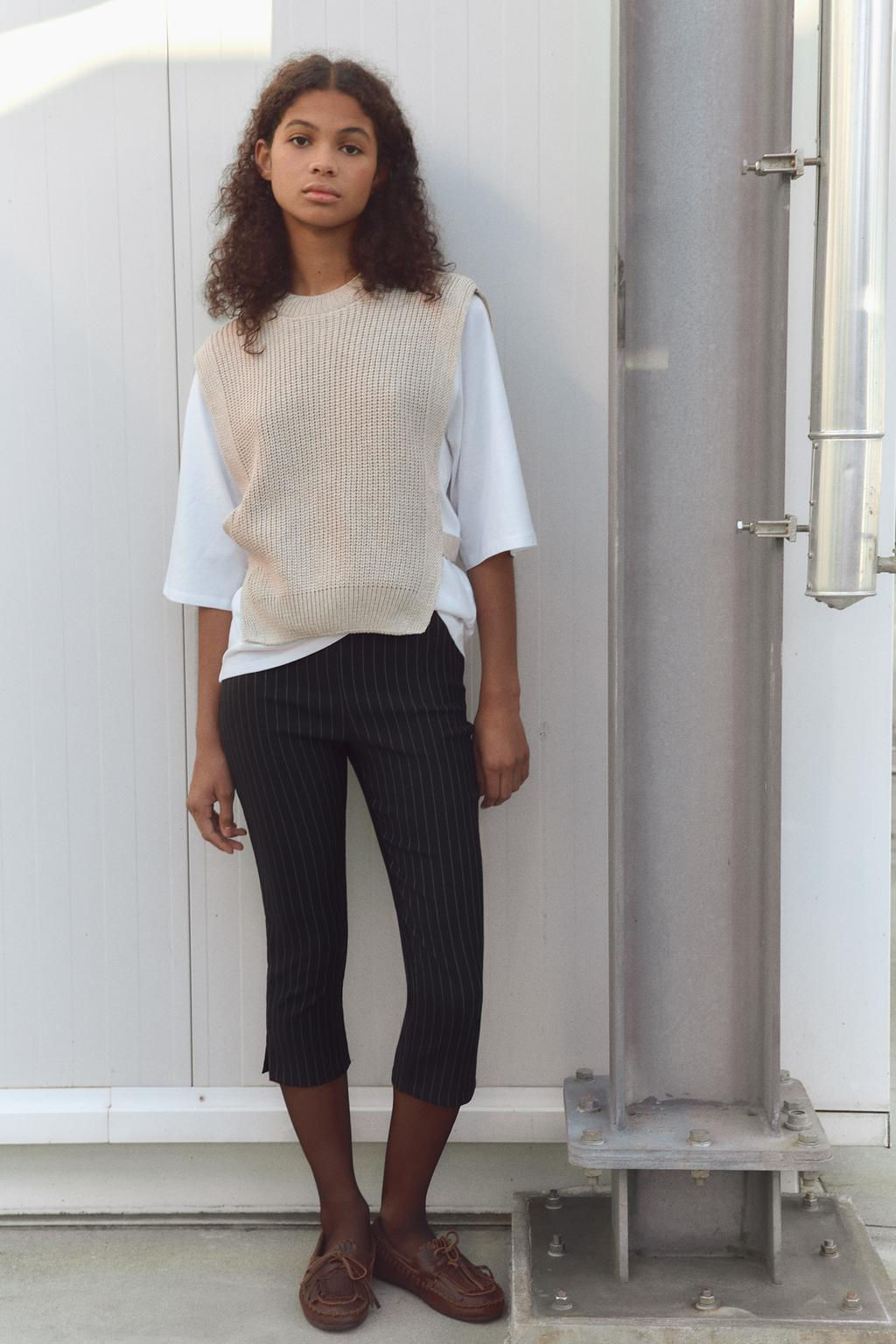 CONTRAST T-SHIRT AND VEST - Zara фото 3