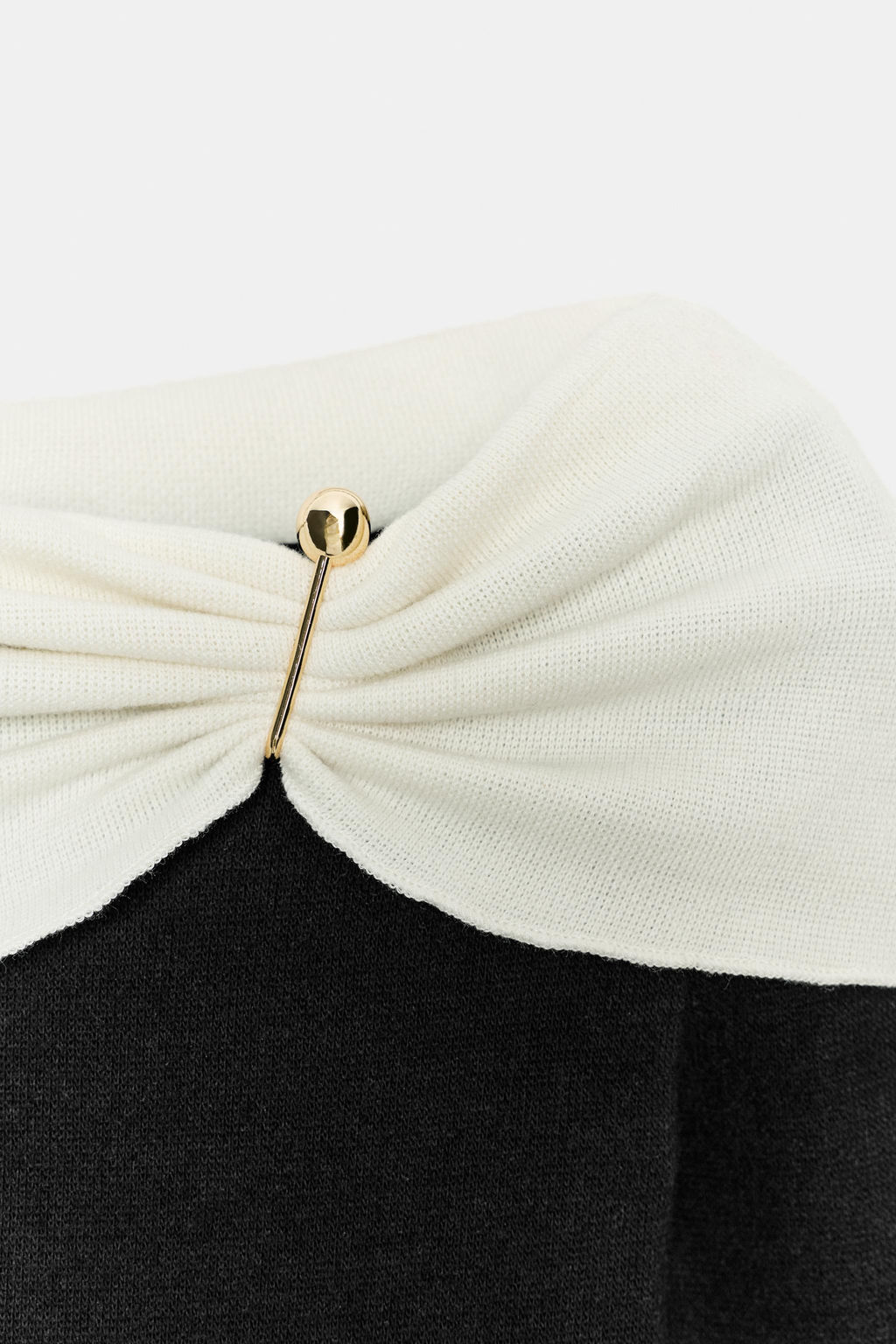 SOFT TOP WITH BUCKLE - Zara фото 8