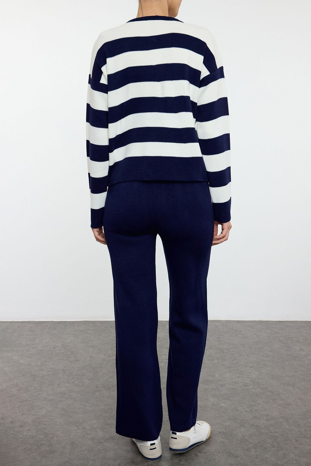 Lacivert Cizgili Pantolonlu Triko Alt-Ust Tak?m TEDAW25AU00010 - Trendyolmilla фото 4