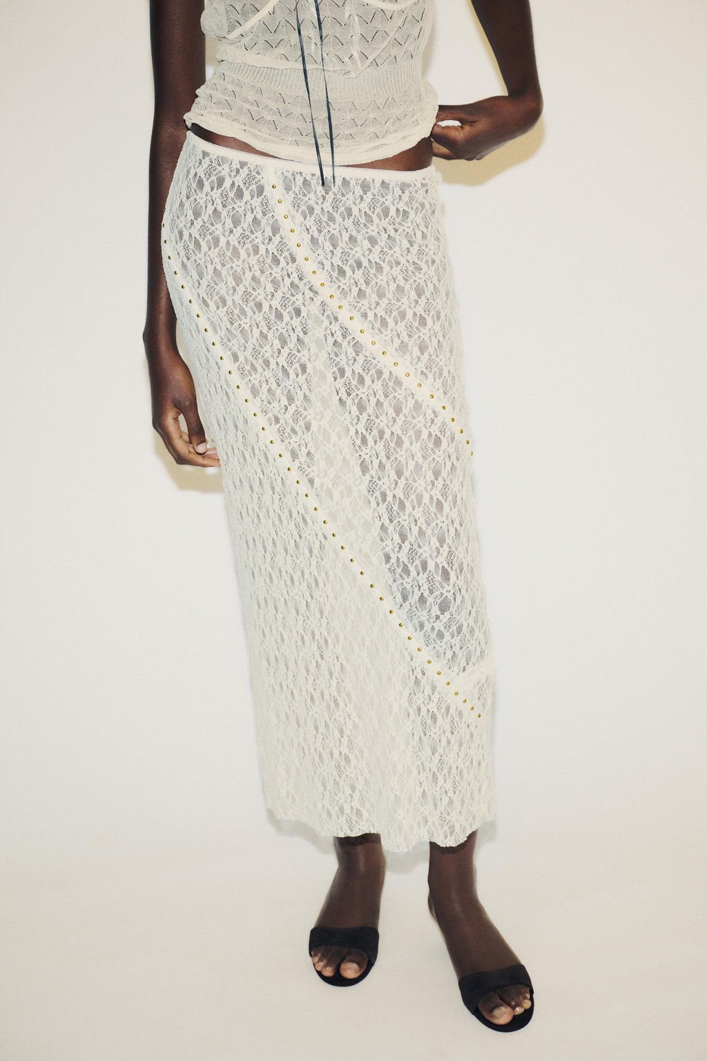 STUDDED LACE MIDI SKIRT - Zara фото 2