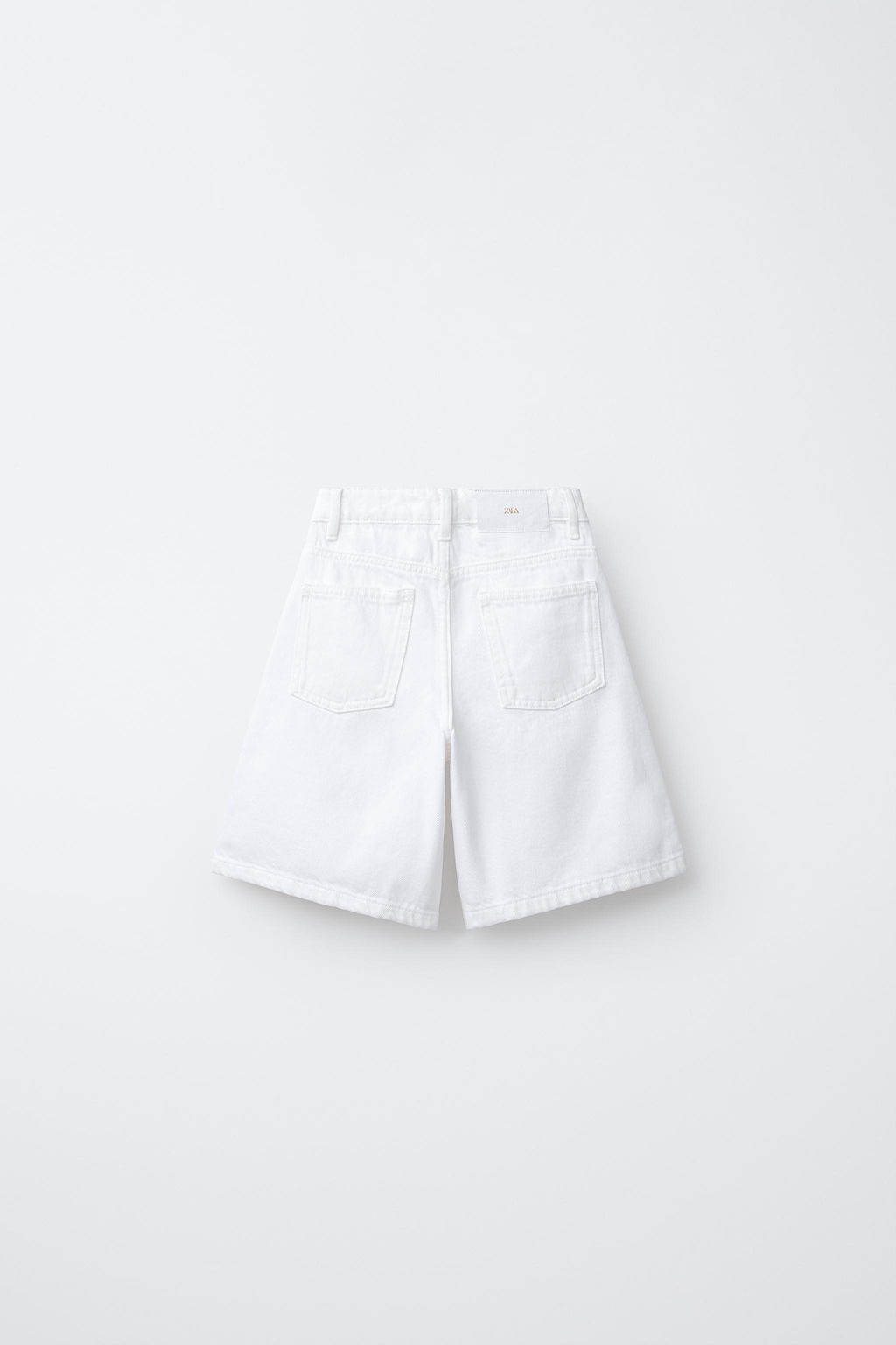 BERMUDA DENIM LARGA / Blanco - Zara фото 2