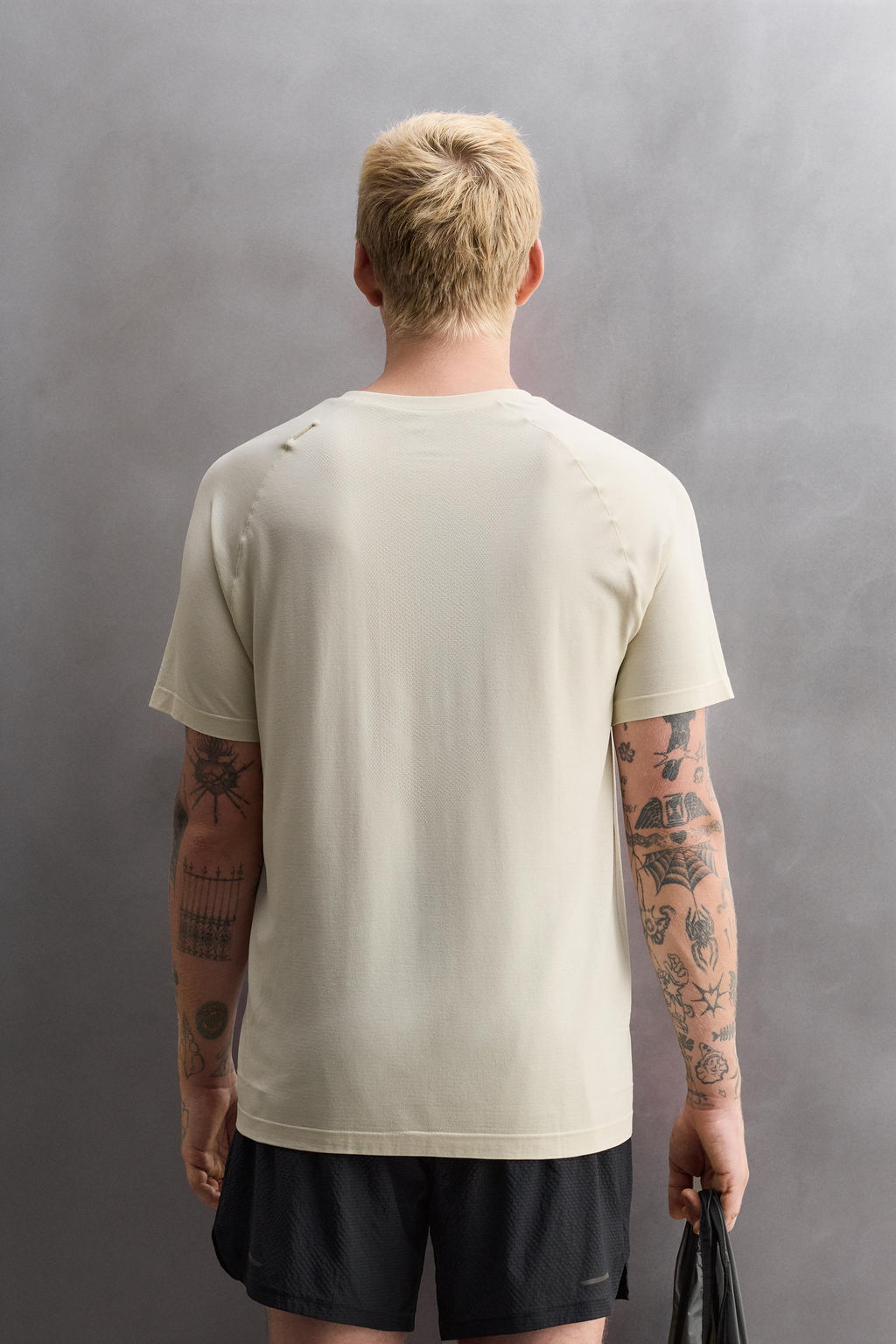 SEAMLESS TECHNICAL T-SHIRT - Zara фото 3