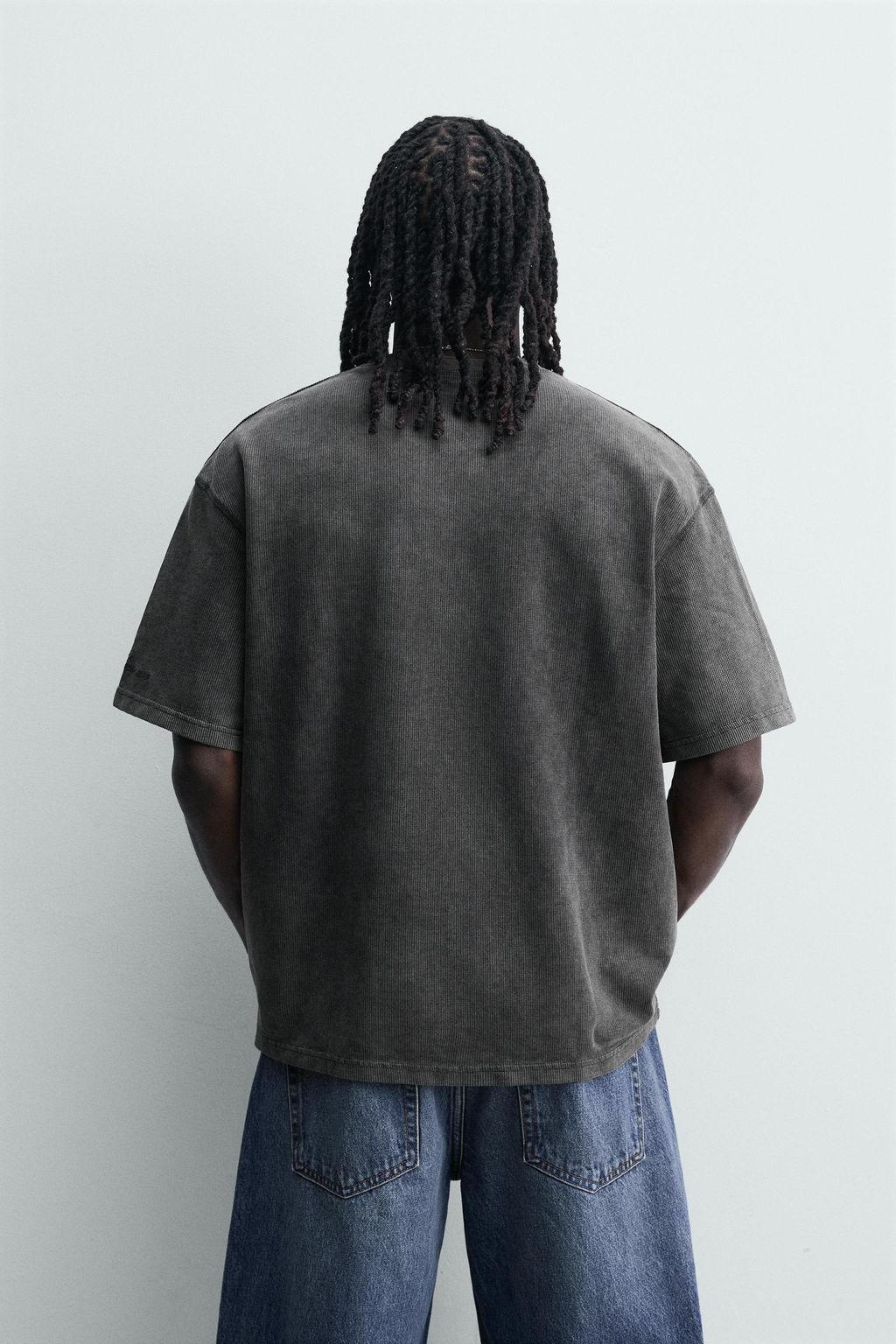 CAMISETA LAVADA ESTRUCTURA WAFFLE / Gris antracita